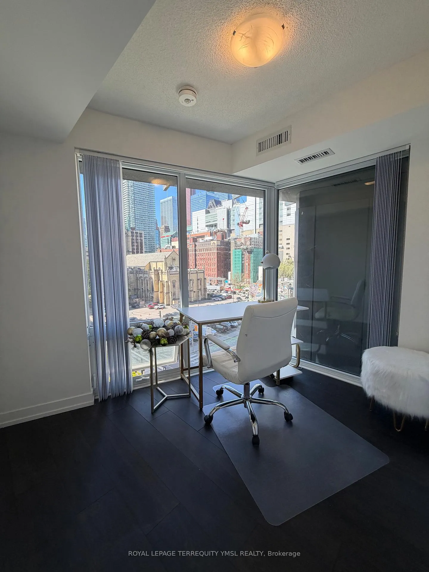 Photo 14 of Unit 5, 60 Shuter Street, Toronto, Church-Yonge Corridor — HOMEH
