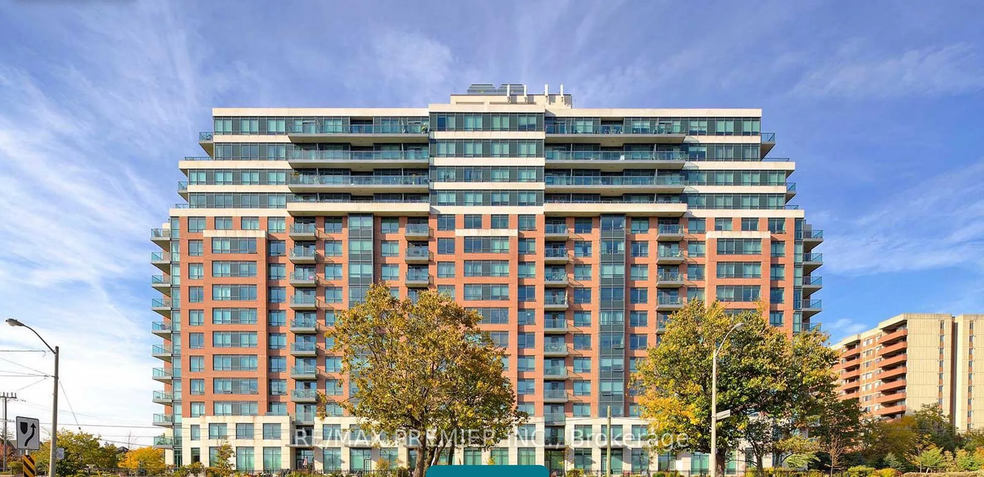 Front of Unit 906, 1403 Royal York Avenue