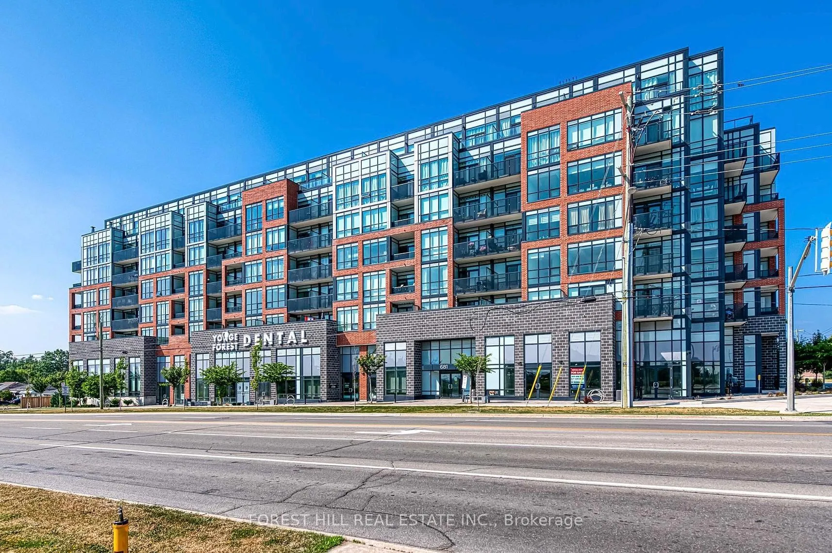 Photo 2 of Unit 3, 681 Yonge Street, Barrie, Painswick South — HOMEH