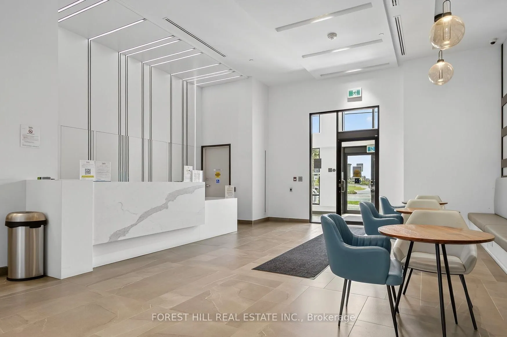 Photo 6 of Unit 3, 681 Yonge Street, Barrie, Painswick South — HOMEH