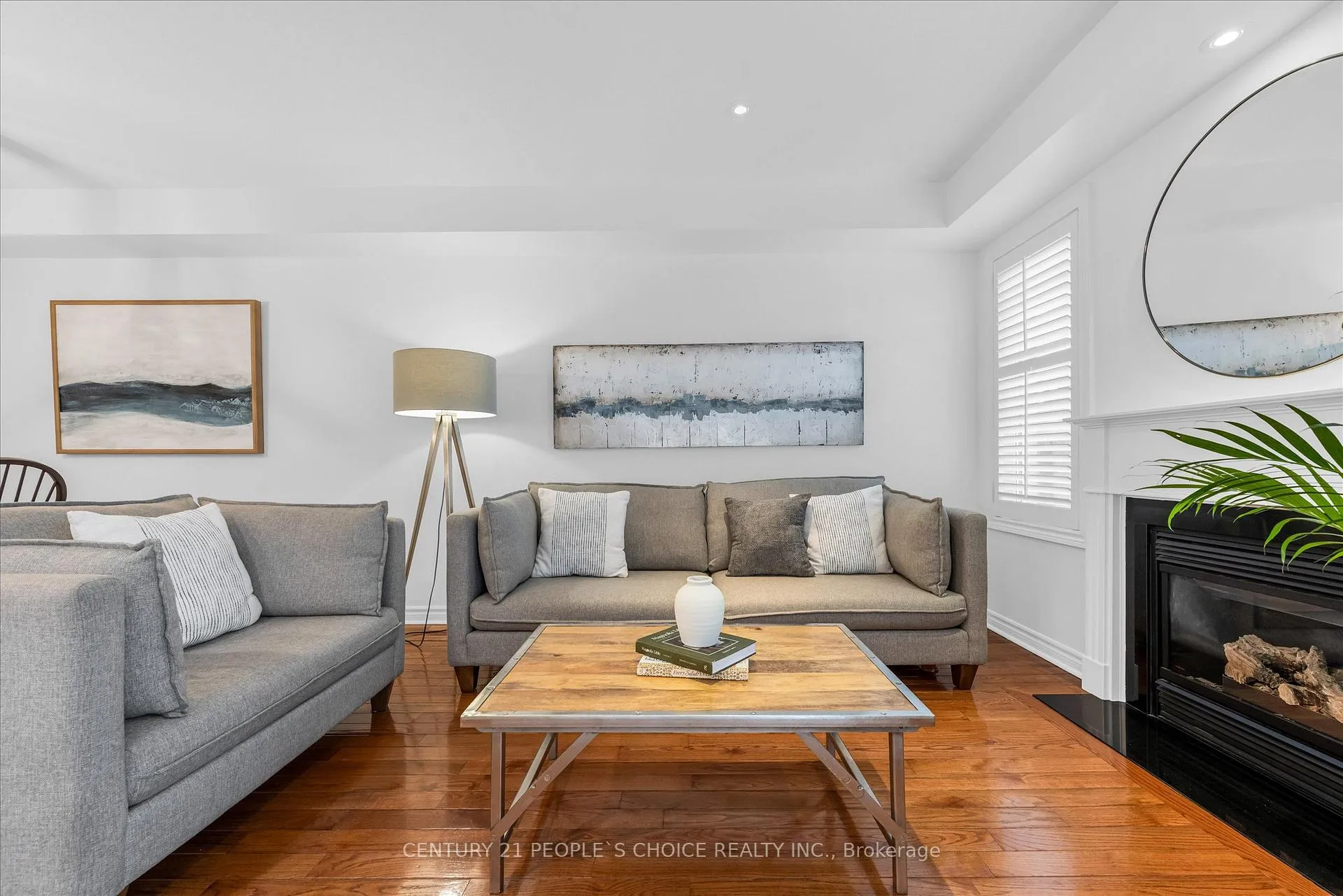 Photo 17 of Unit 35, 2511 Boros Road, Burlington, Rose — HOMEH