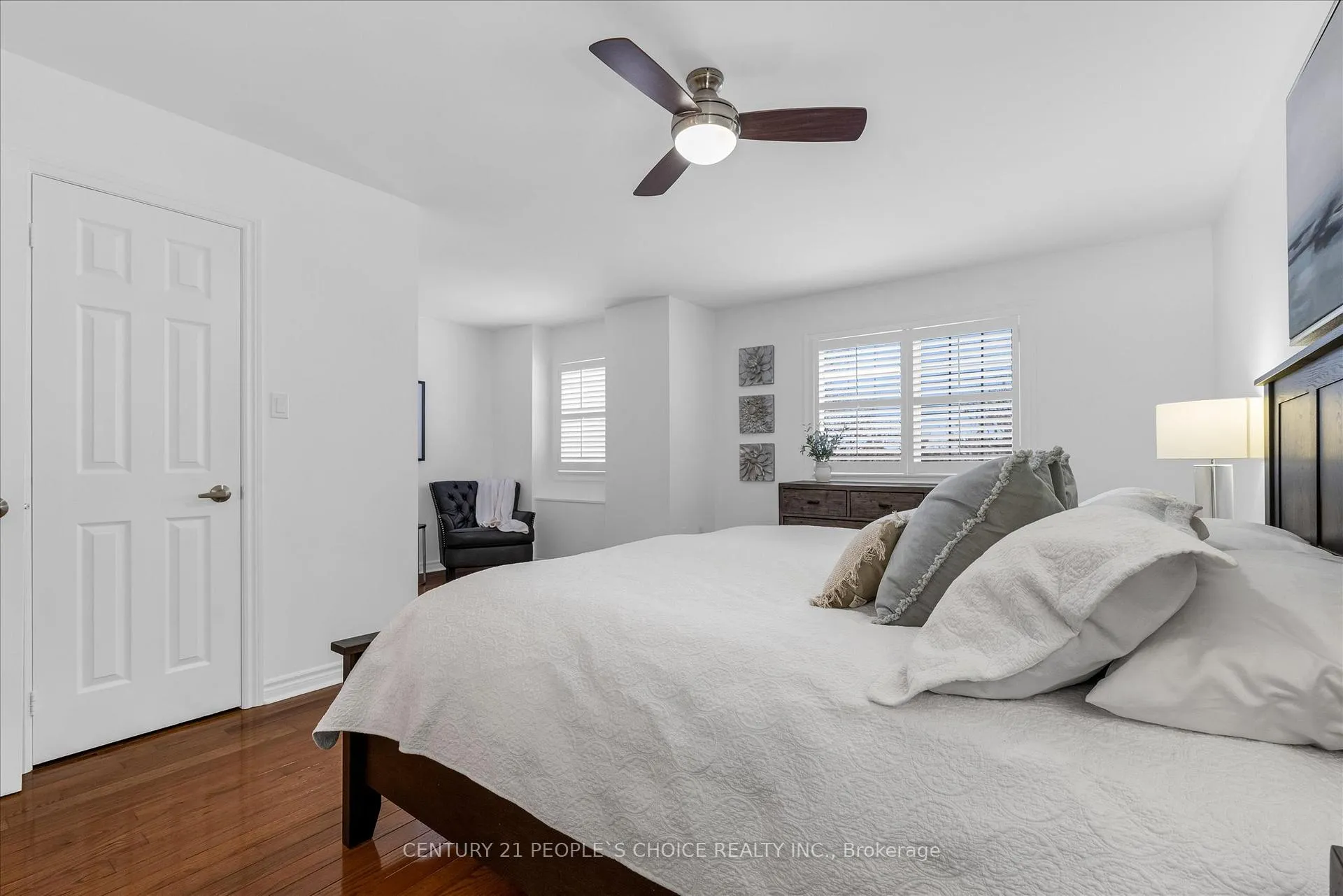 Photo 19 of Unit 35, 2511 Boros Road, Burlington, Rose — HOMEH