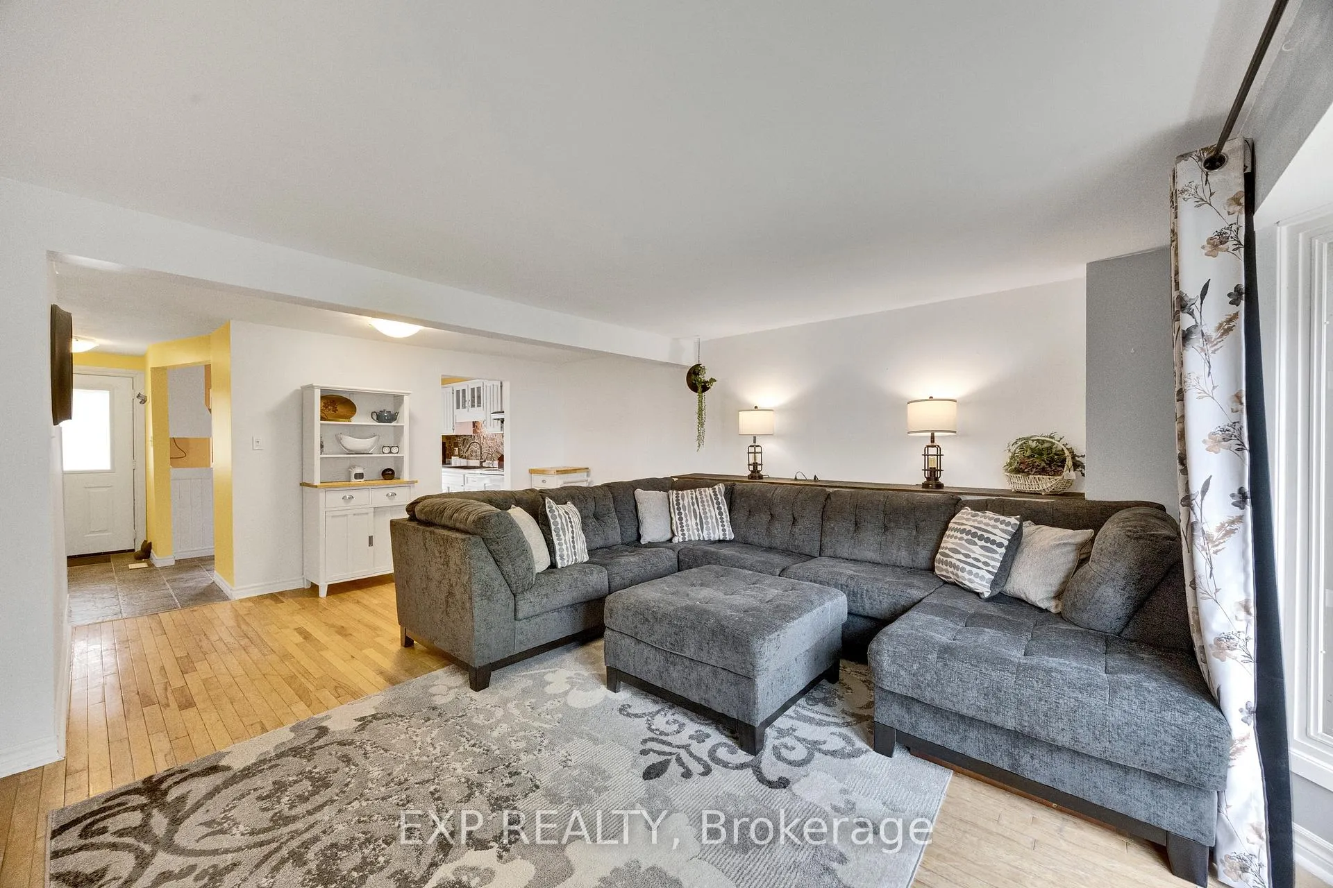 Photo 15 of 220 Rosebank Place, Kitchener — HOMEH
