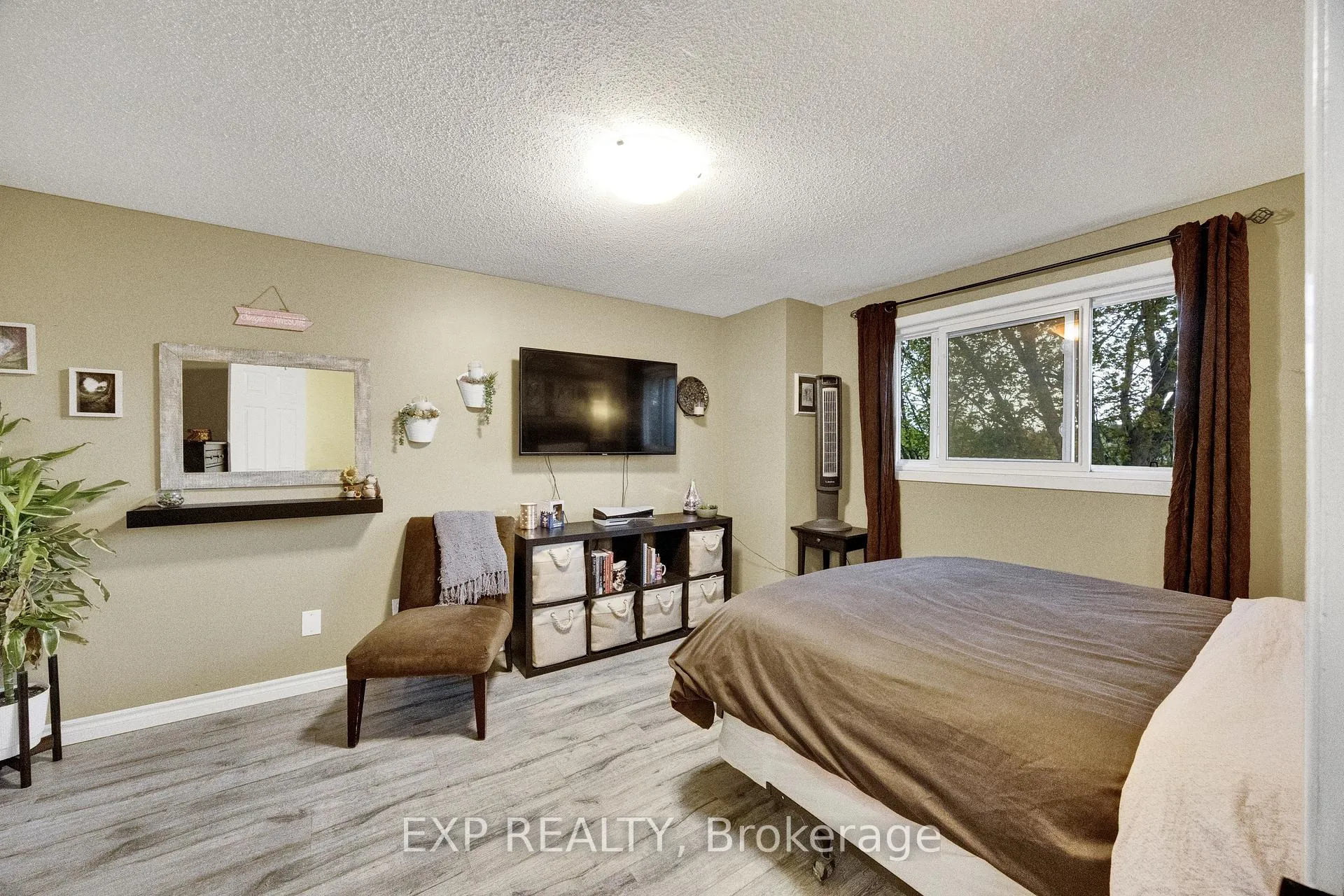 Photo 20 of 220 Rosebank Place, Kitchener — HOMEH