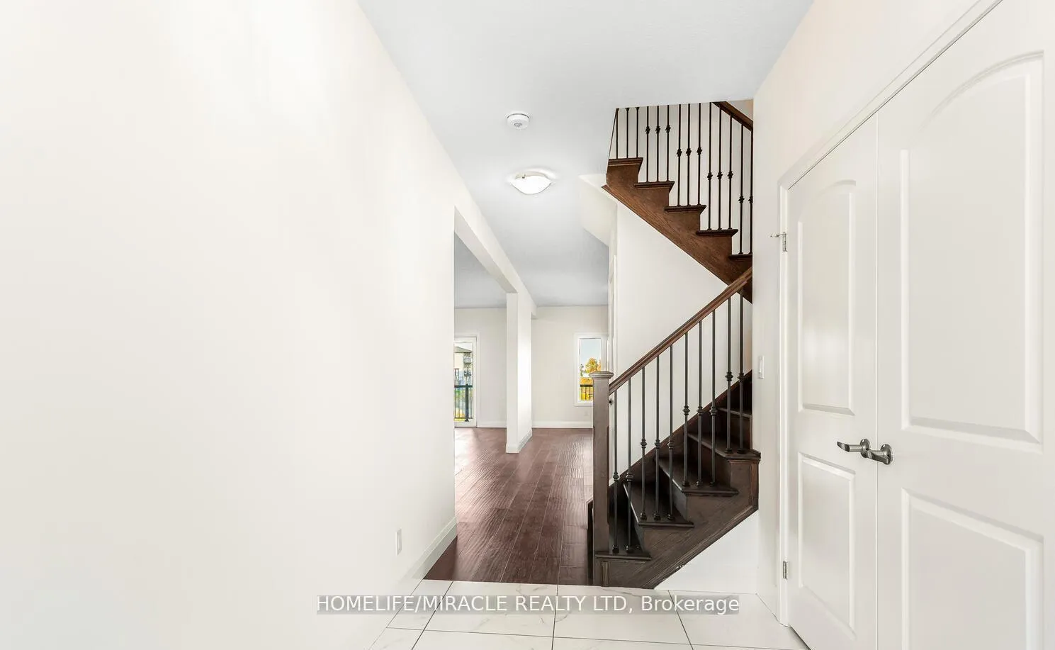 Photo 5 of 80 Grandville Circle, Brant, Paris — HOMEH