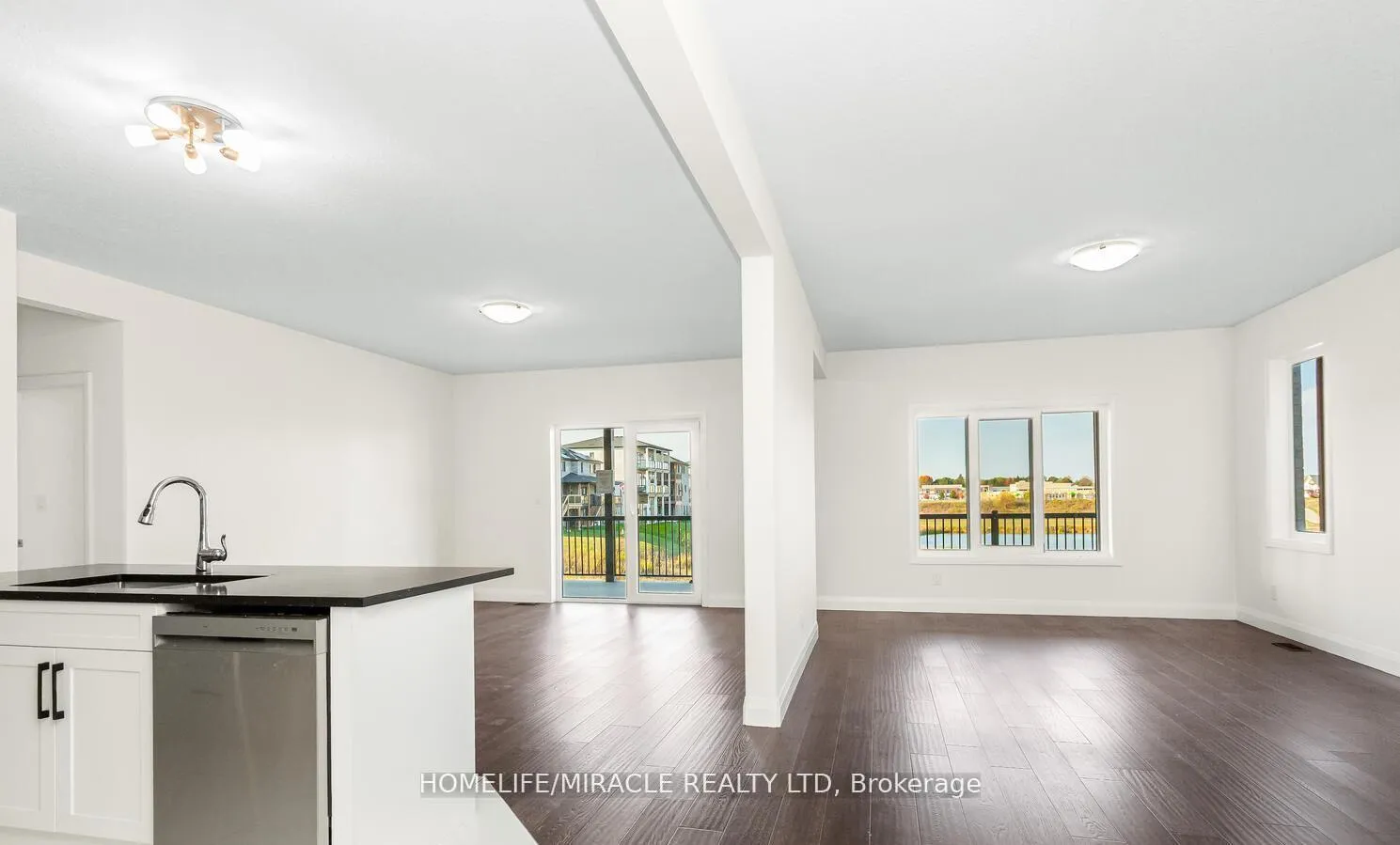 Photo 6 of 80 Grandville Circle, Brant, Paris — HOMEH