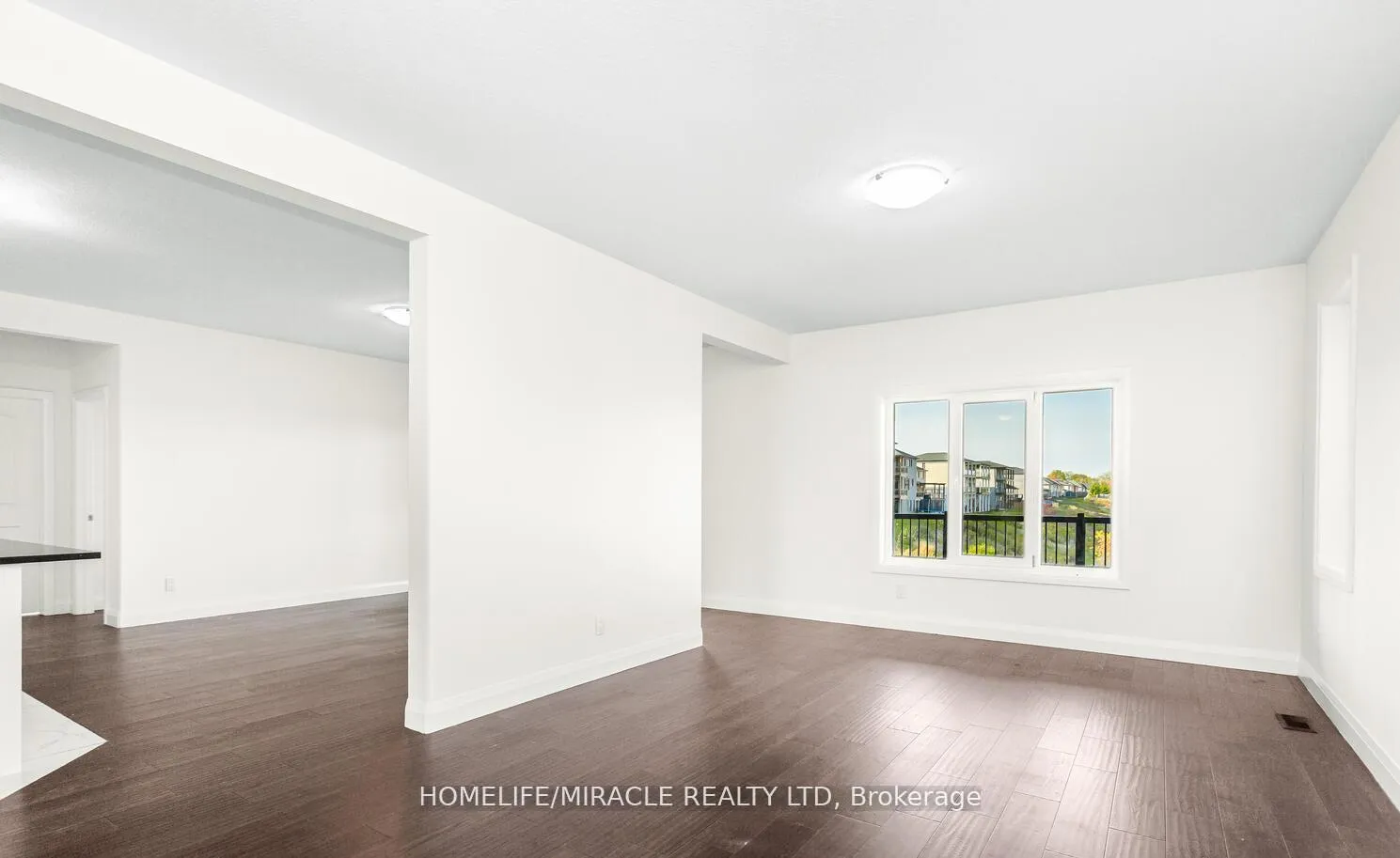 Photo 8 of 80 Grandville Circle, Brant, Paris — HOMEH