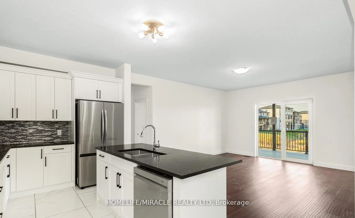 Photo 11 of 80 Grandville Circle, Brant, Paris — HOMEH