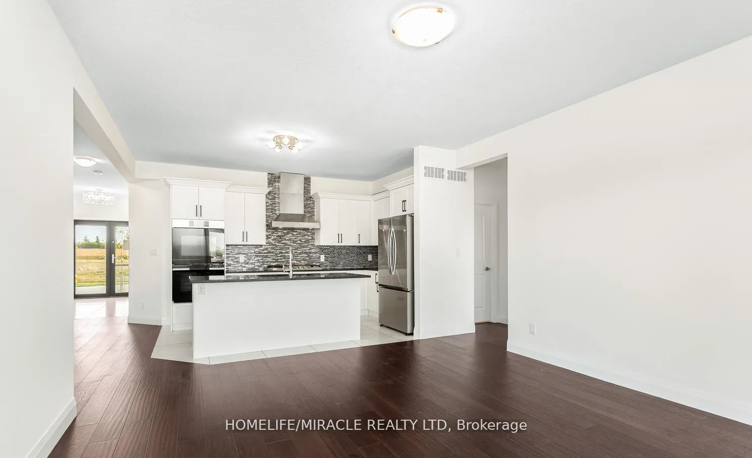 Photo 14 of 80 Grandville Circle, Brant, Paris — HOMEH