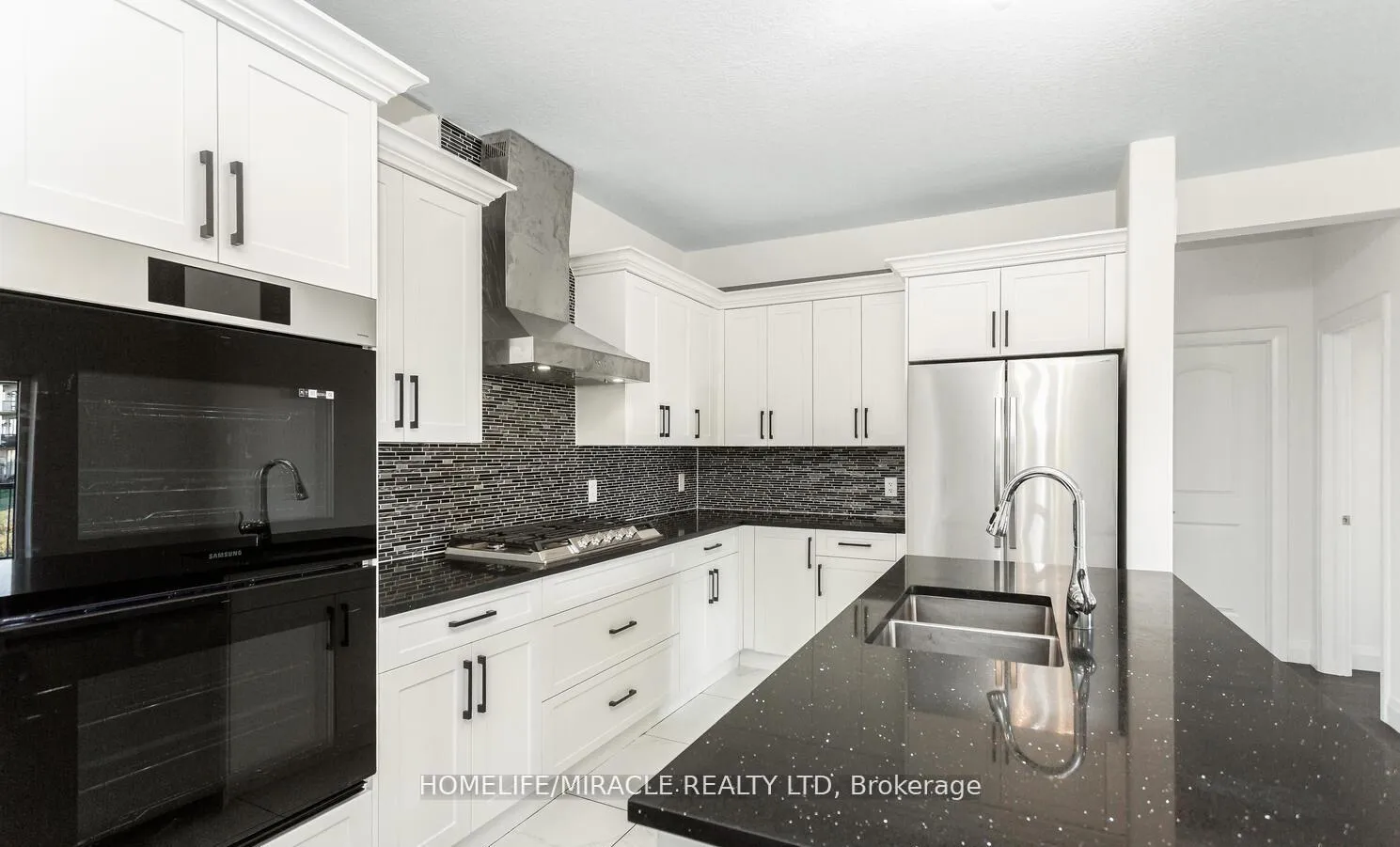 Photo 18 of 80 Grandville Circle, Brant, Paris — HOMEH