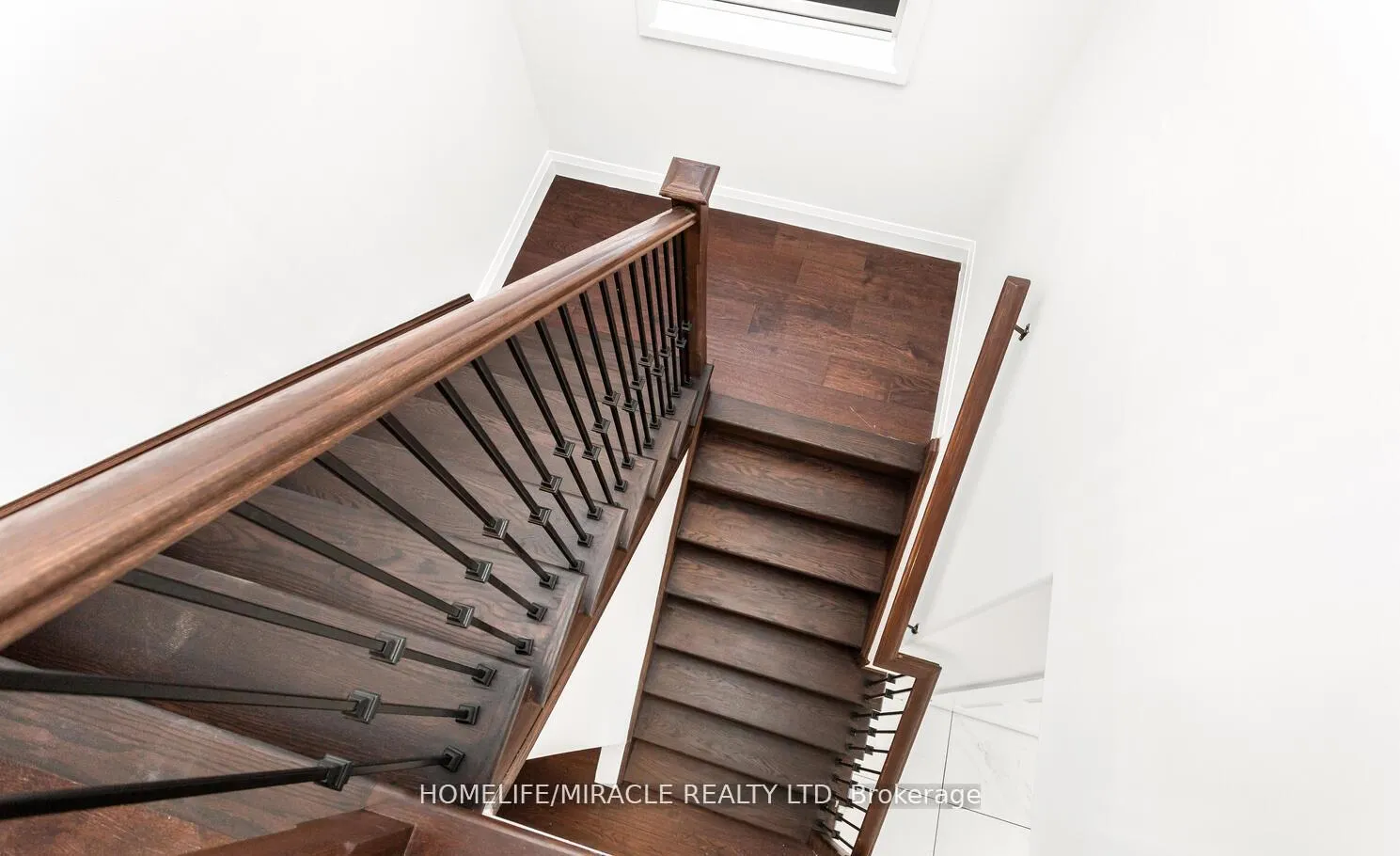 Photo 21 of 80 Grandville Circle, Brant, Paris — HOMEH
