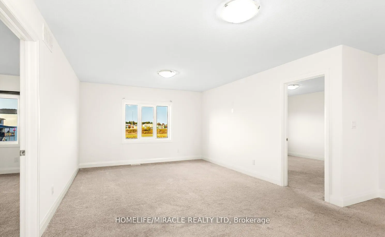 Photo 29 of 80 Grandville Circle, Brant, Paris — HOMEH
