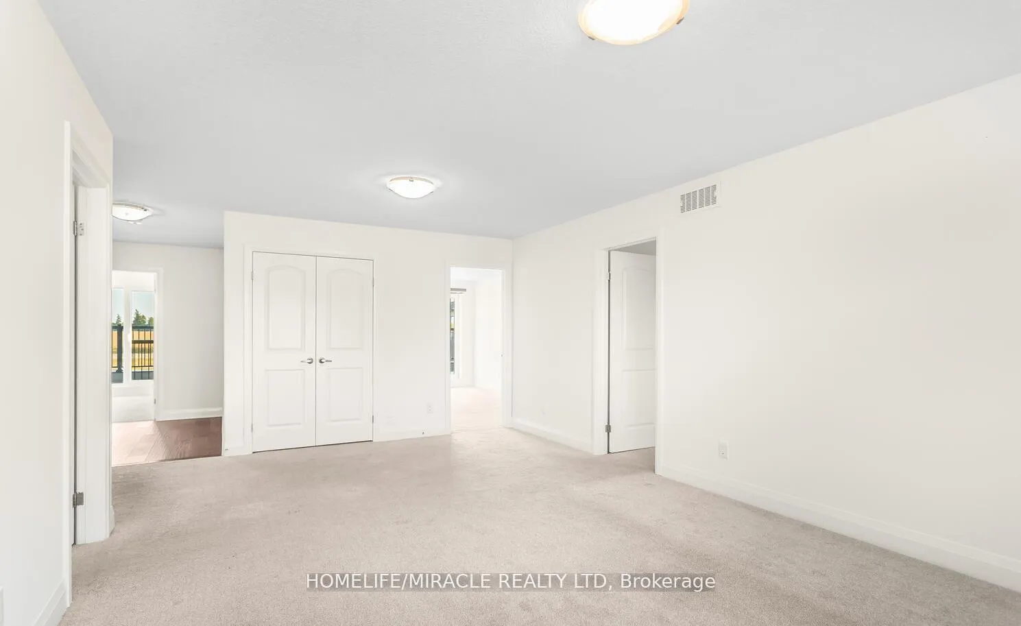 Photo 31 of 80 Grandville Circle, Brant, Paris — HOMEH