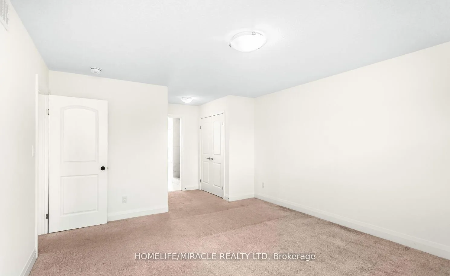 Photo 32 of 80 Grandville Circle, Brant, Paris — HOMEH