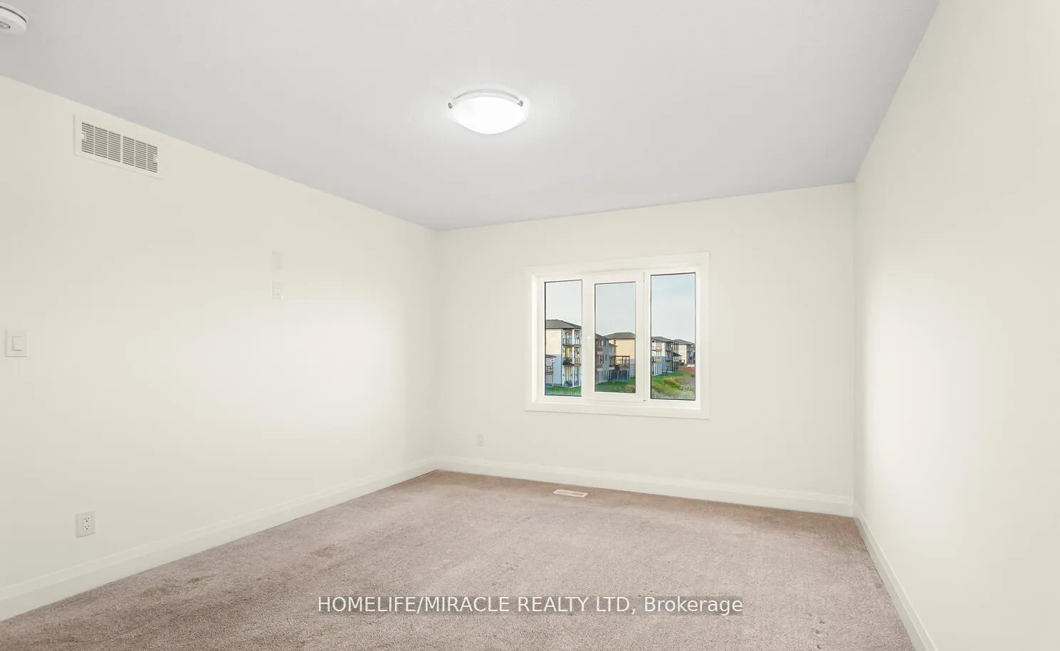 Photo 38 of 80 Grandville Circle, Brant, Paris — HOMEH