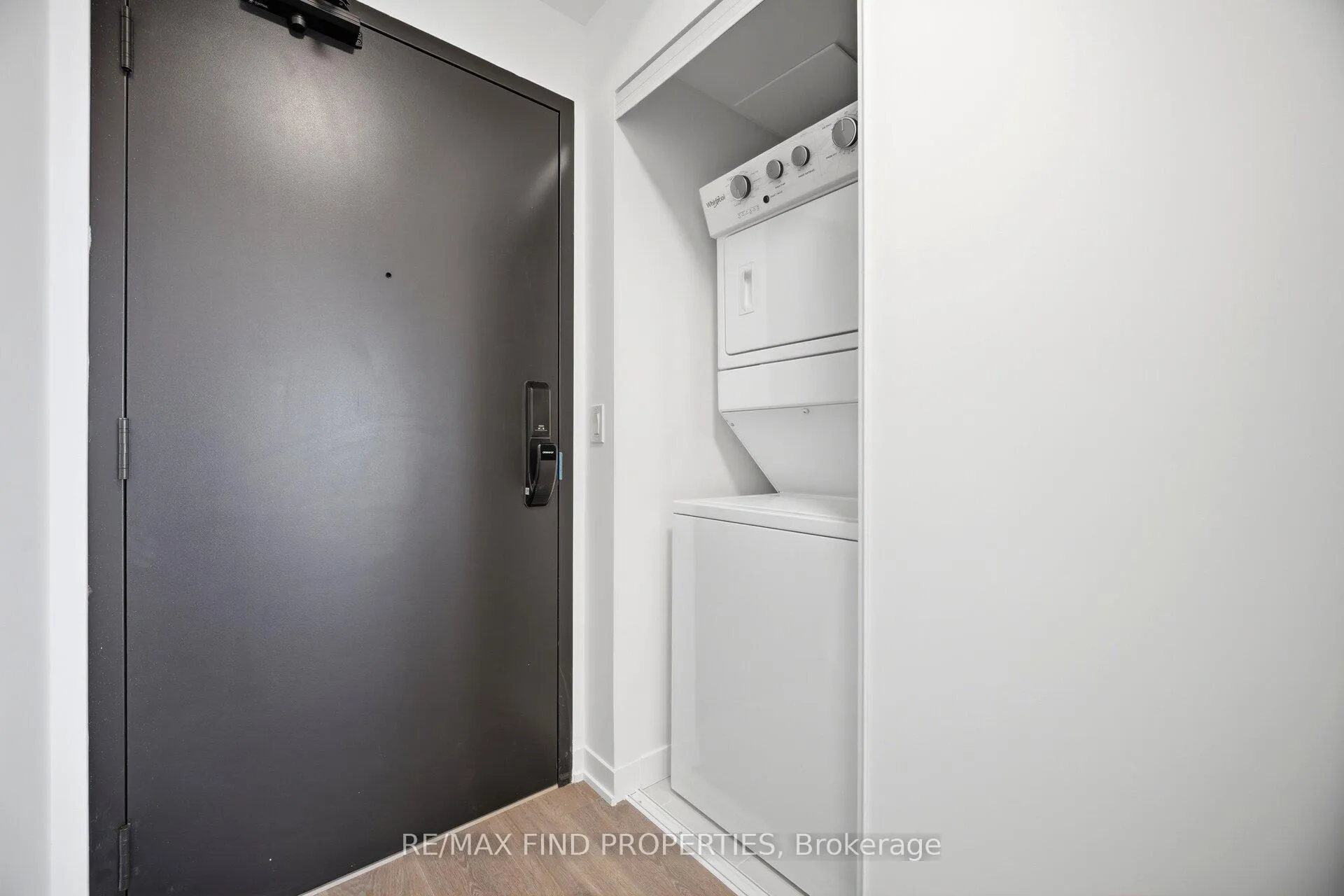 Photo 23 of Unit C1305, 4878 Powers Common, Burlington, Alton — HOMEH