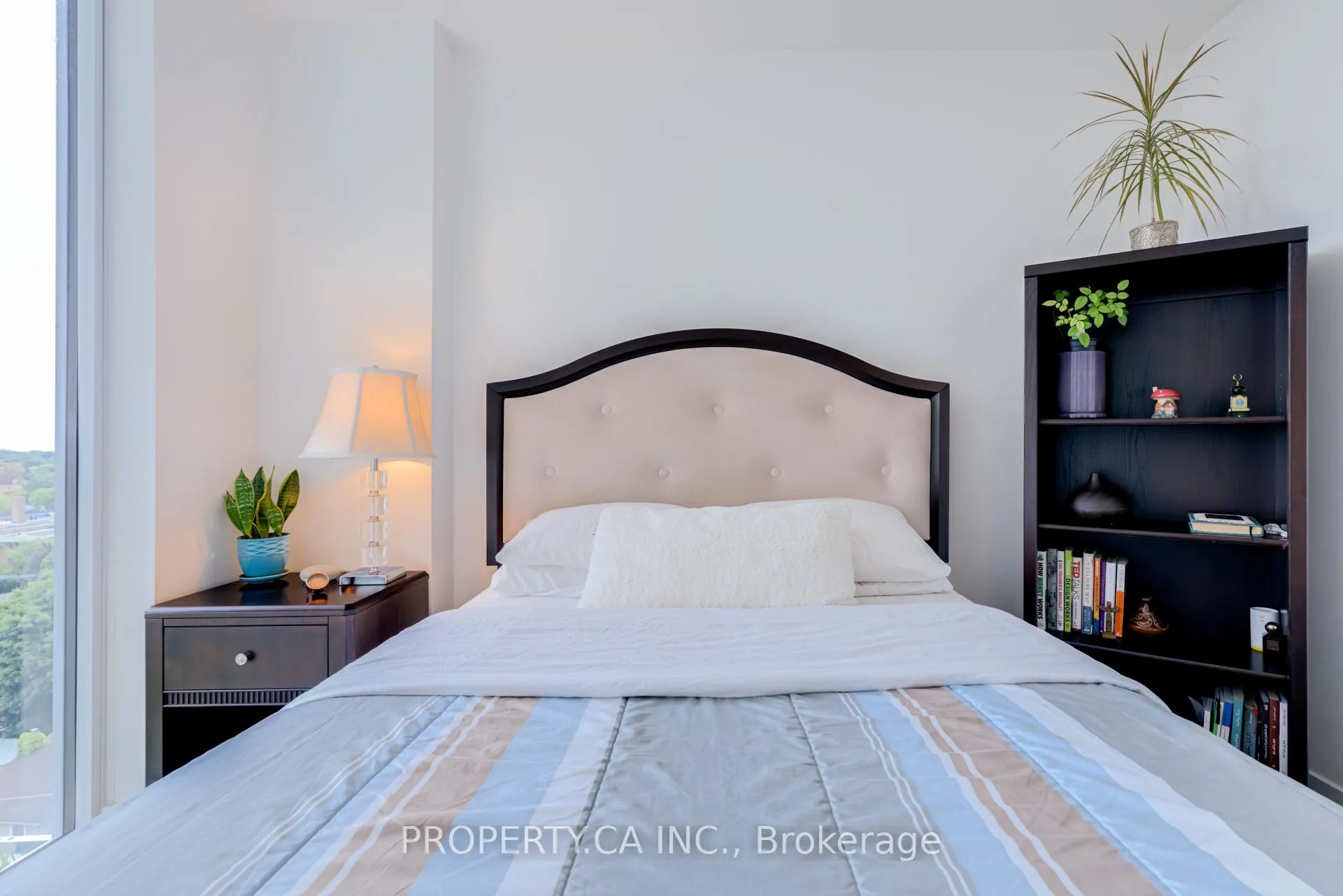 Photo 21 of Unit 719, 33 Helendale Avenue, Toronto, Yonge-Eglinton — HOMEH