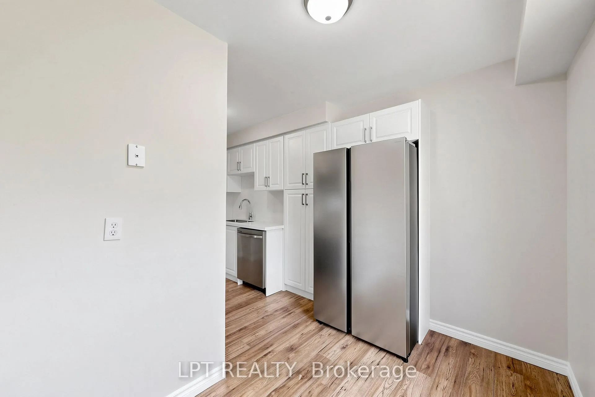 Photo 13 of Unit 32, 1055 Central Pk Boulevard N, Oshawa, Centennial — HOMEH