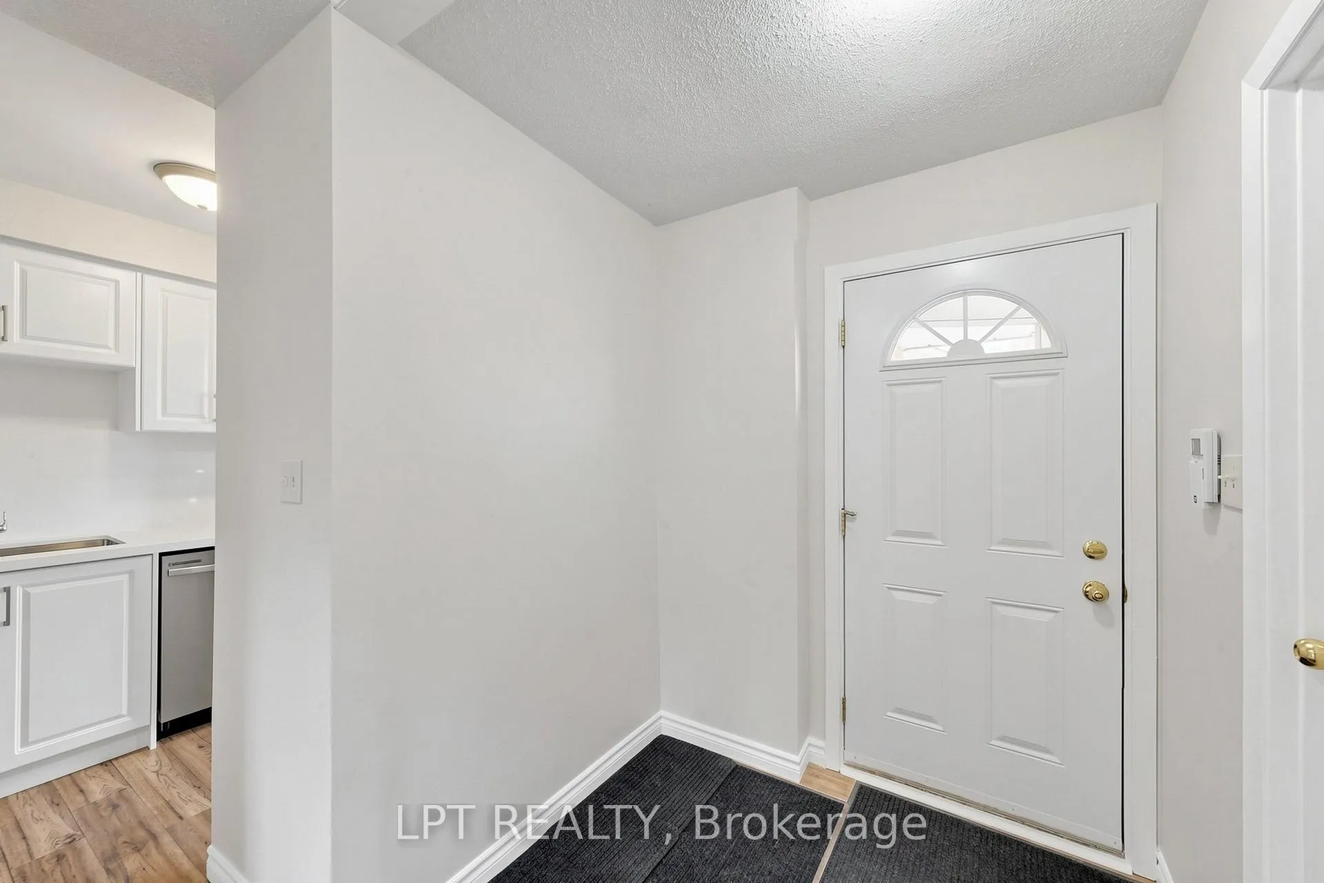 Photo 21 of Unit 32, 1055 Central Pk Boulevard N, Oshawa, Centennial — HOMEH