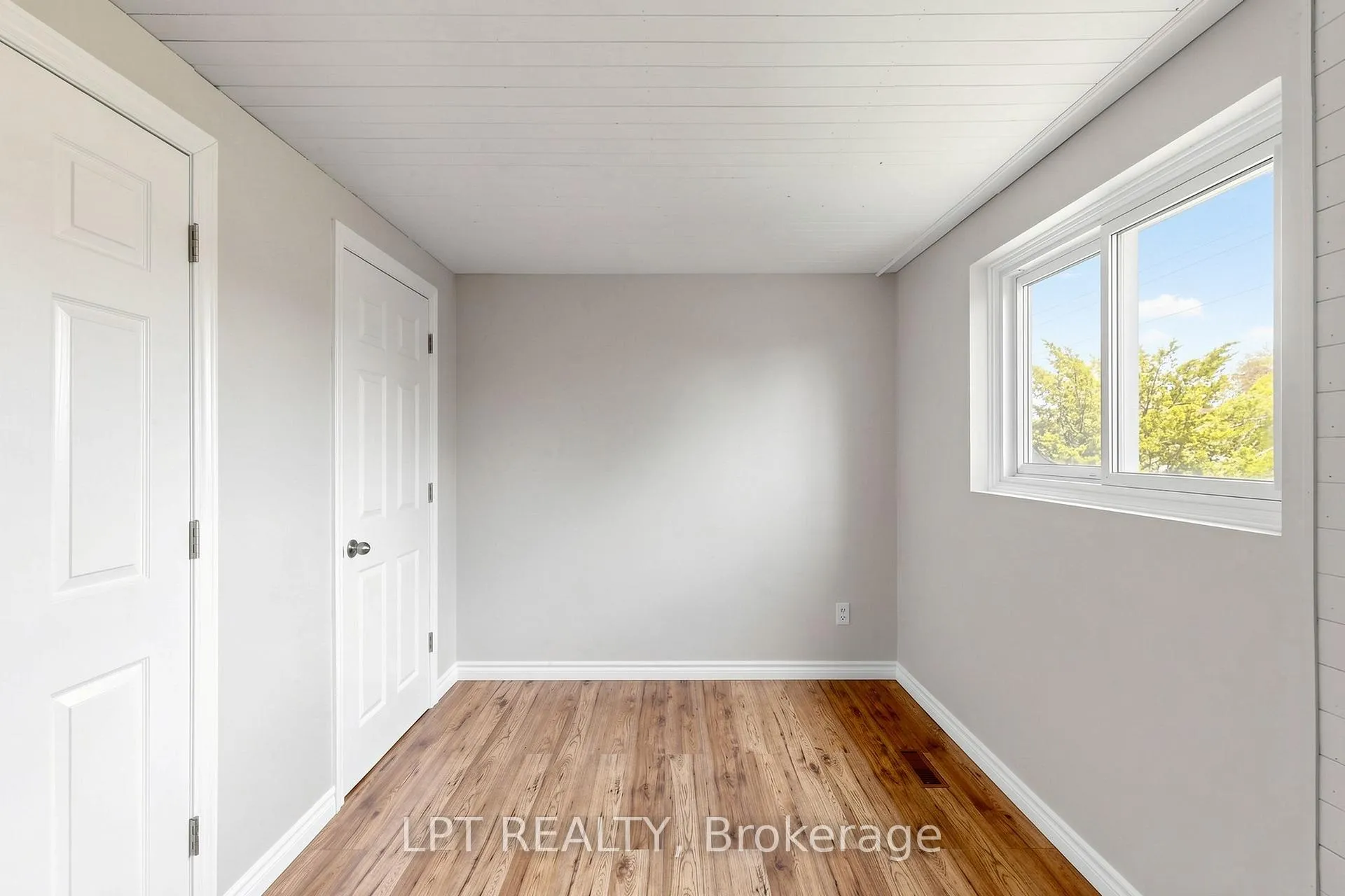 Photo 25 of Unit 32, 1055 Central Pk Boulevard N, Oshawa, Centennial — HOMEH