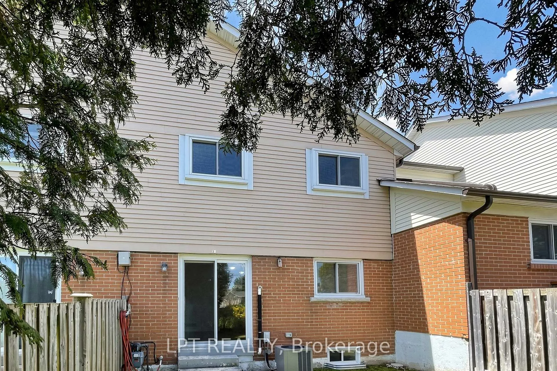 Photo 40 of Unit 32, 1055 Central Pk Boulevard N, Oshawa, Centennial — HOMEH