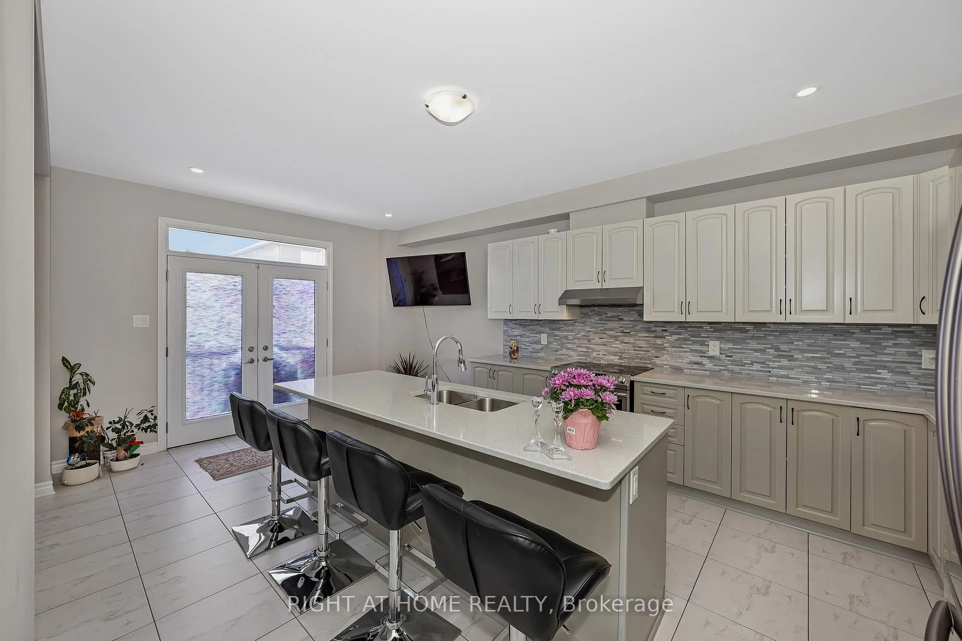 Photo 12 of 50 Boddington Street, Ottawa, Barrhaven - Half Moon Bay — HOMEH