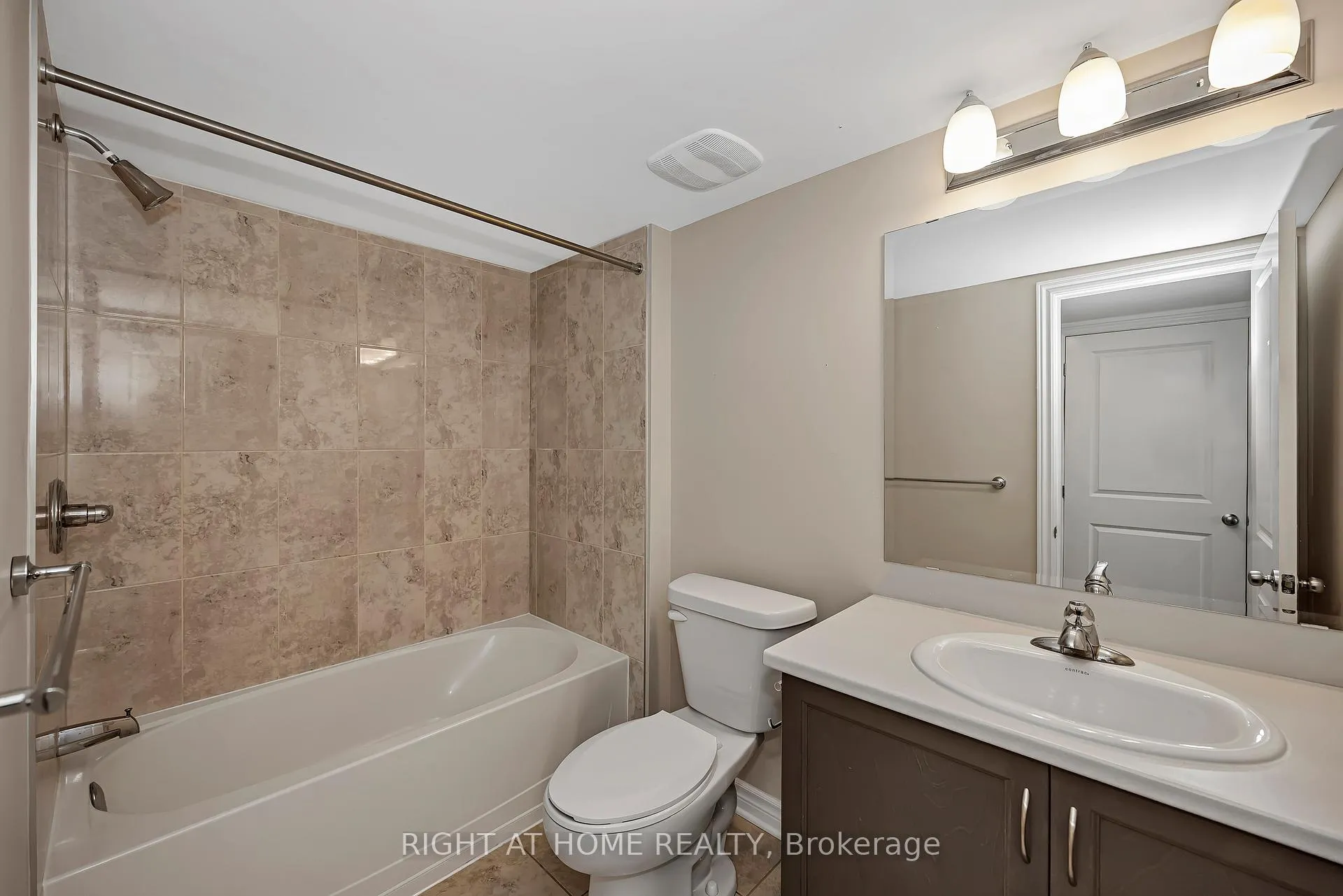 Photo 38 of 50 Boddington Street, Ottawa, Barrhaven - Half Moon Bay — HOMEH