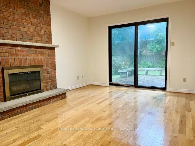 Photo 9 of 52 Fairholme Drive, Markham, Unionville — HOMEH