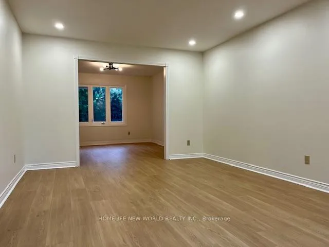 Photo 10 of 52 Fairholme Drive, Markham, Unionville — HOMEH