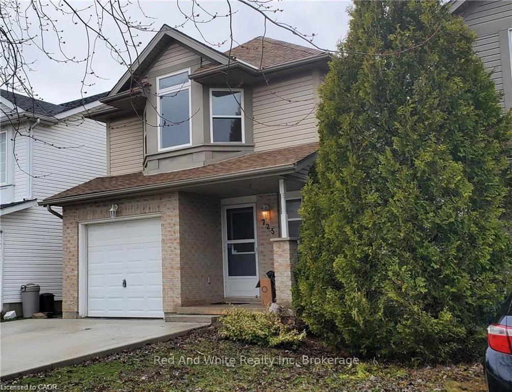 Photo 2 of 725 Paris Boulevard, Waterloo — HOMEH