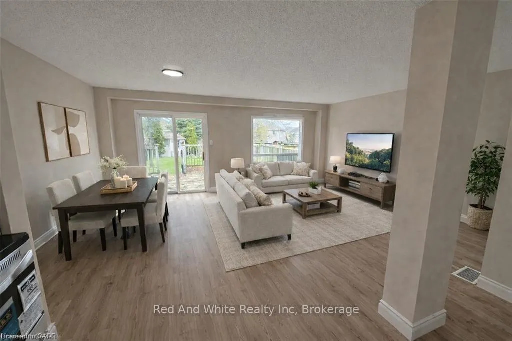 Photo 10 of 725 Paris Boulevard, Waterloo — HOMEH