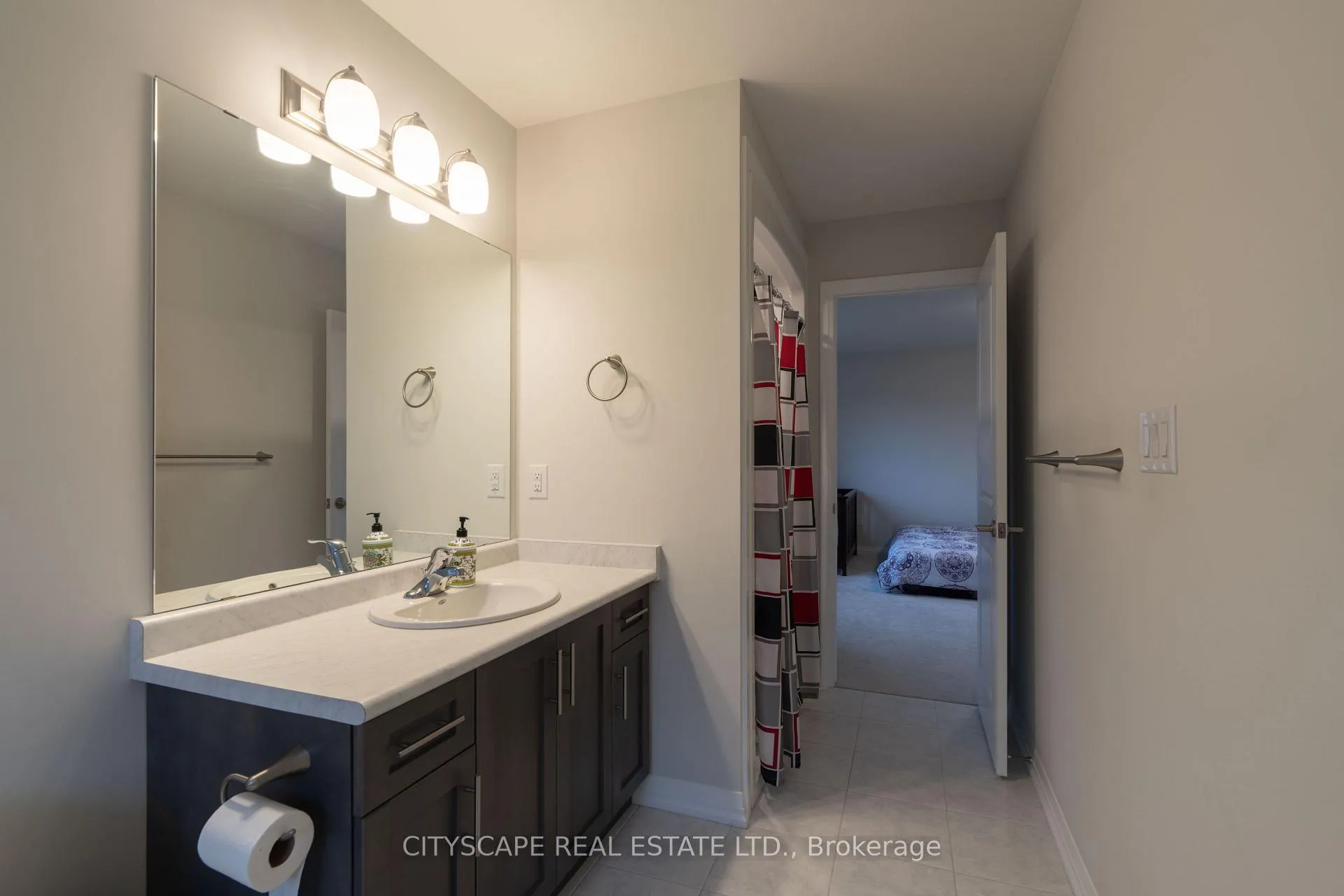Photo 22 of 9259 White Oak Avenue, Niagara Falls, Lyons Creek — HOMEH