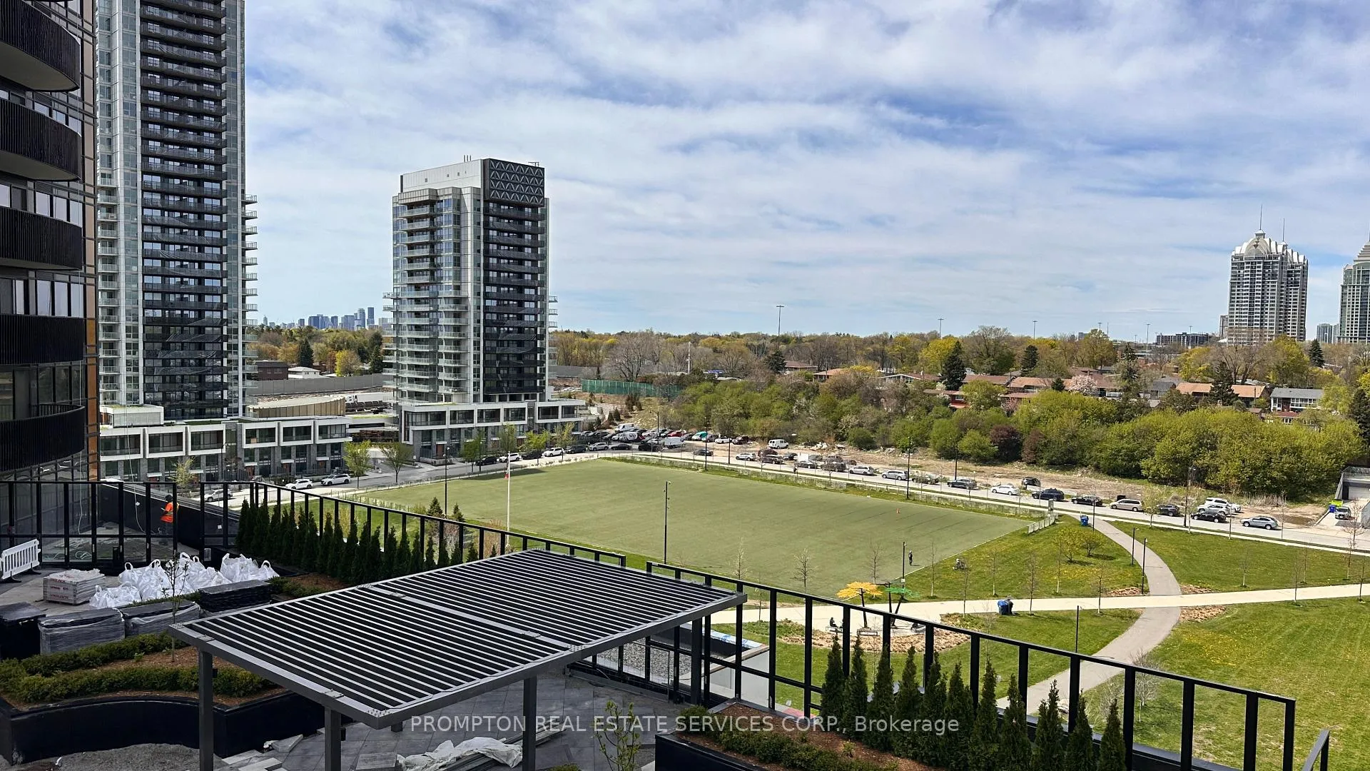 Front of Unit 1011, 75 Billes Heights
