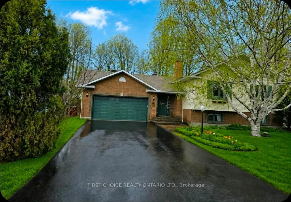Photo 1 of 13 Queenston Drive, Ottawa, Richmond — HOMEH