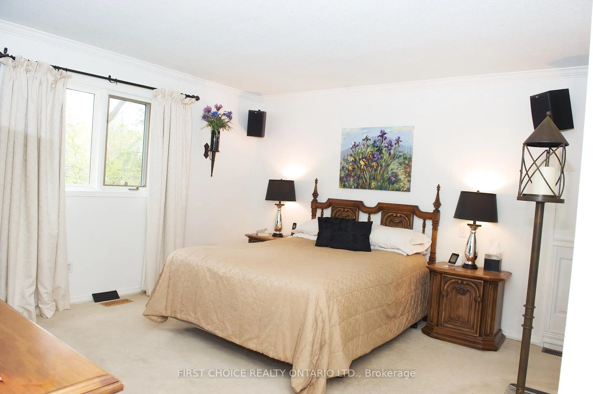 Photo 18 of 13 Queenston Drive, Ottawa, Richmond — HOMEH