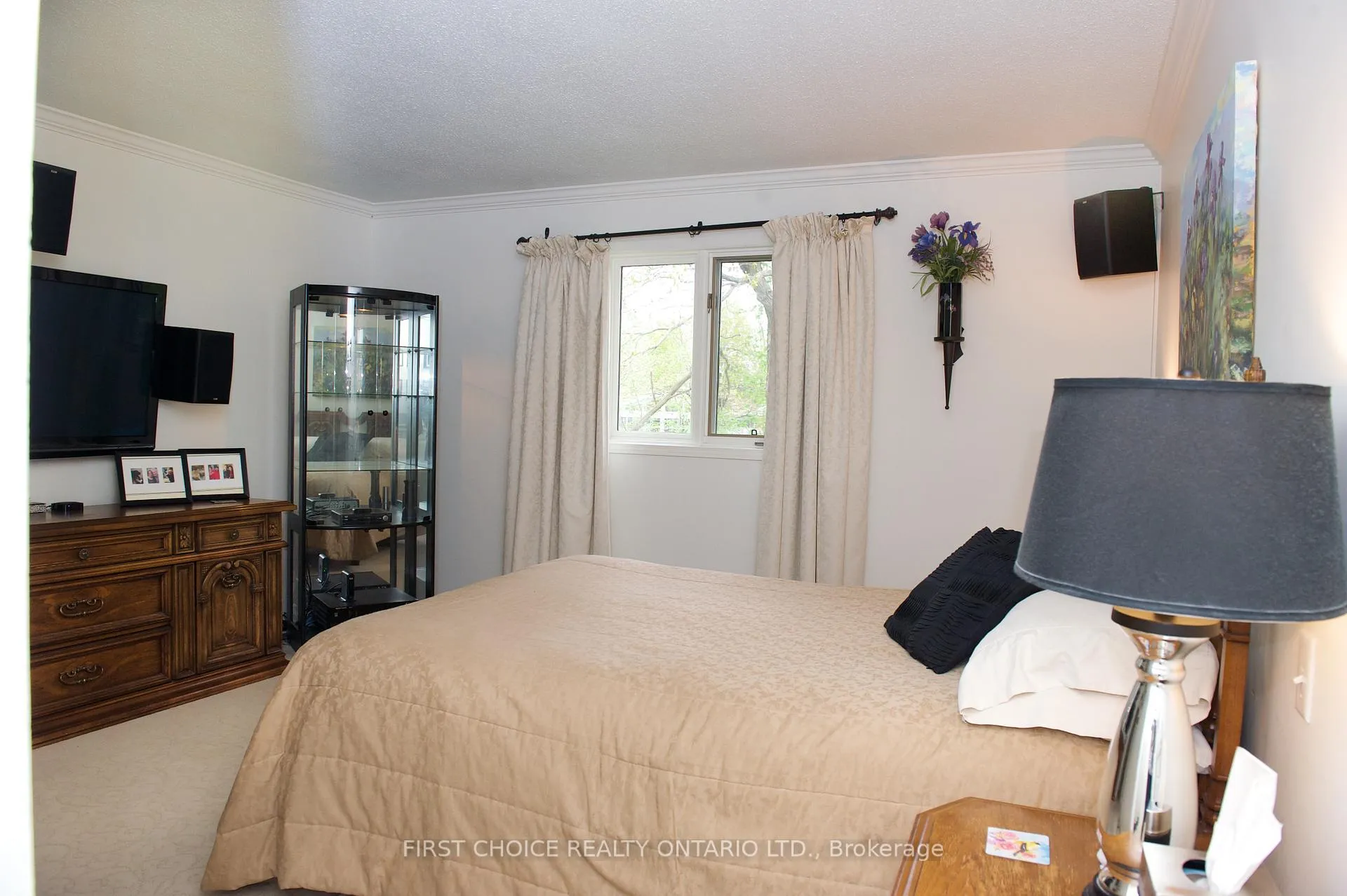 Photo 20 of 13 Queenston Drive, Ottawa, Richmond — HOMEH