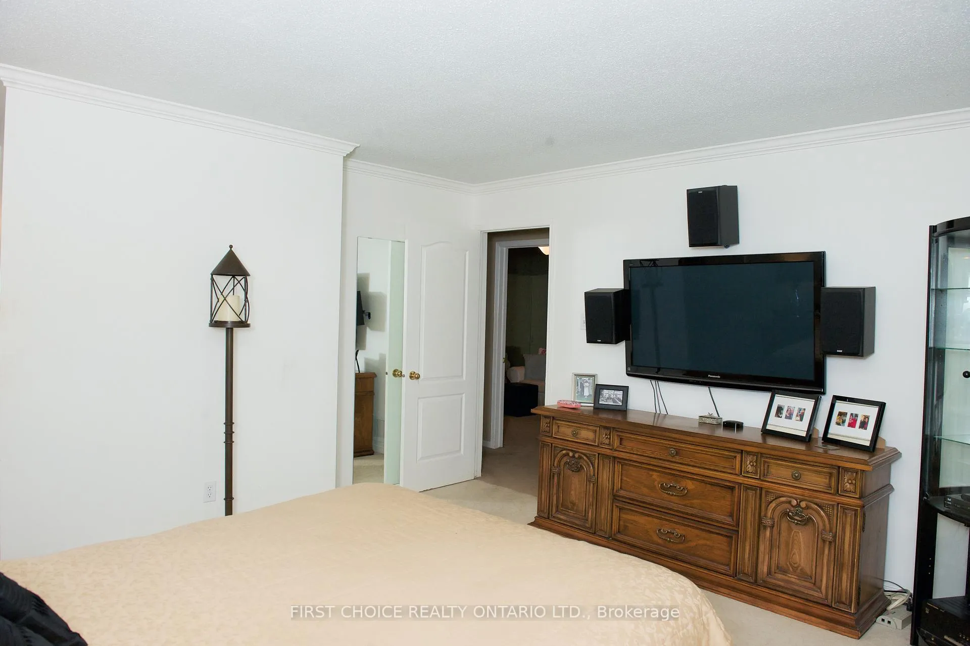 Photo 21 of 13 Queenston Drive, Ottawa, Richmond — HOMEH