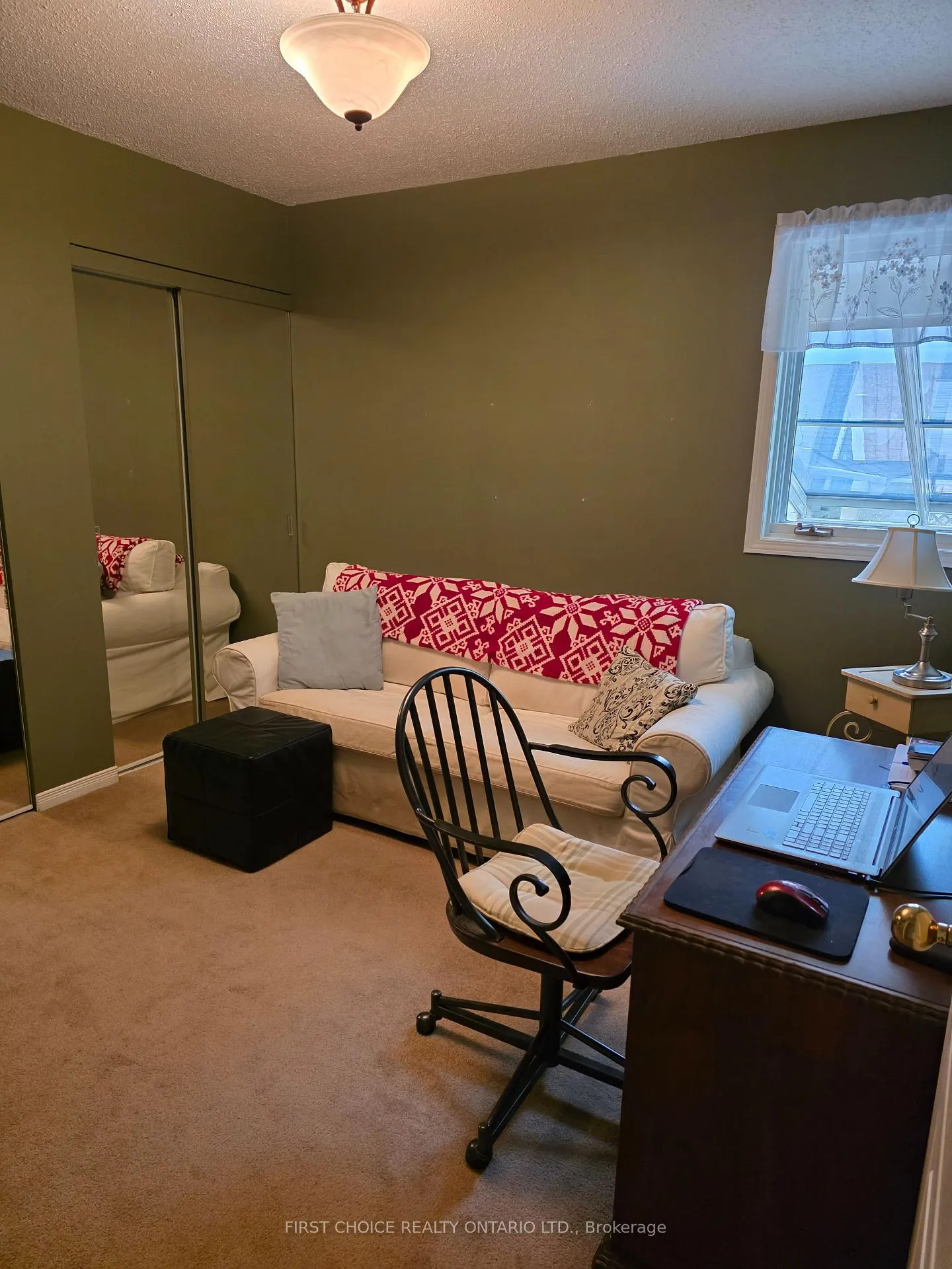 Photo 24 of 13 Queenston Drive, Ottawa, Richmond — HOMEH