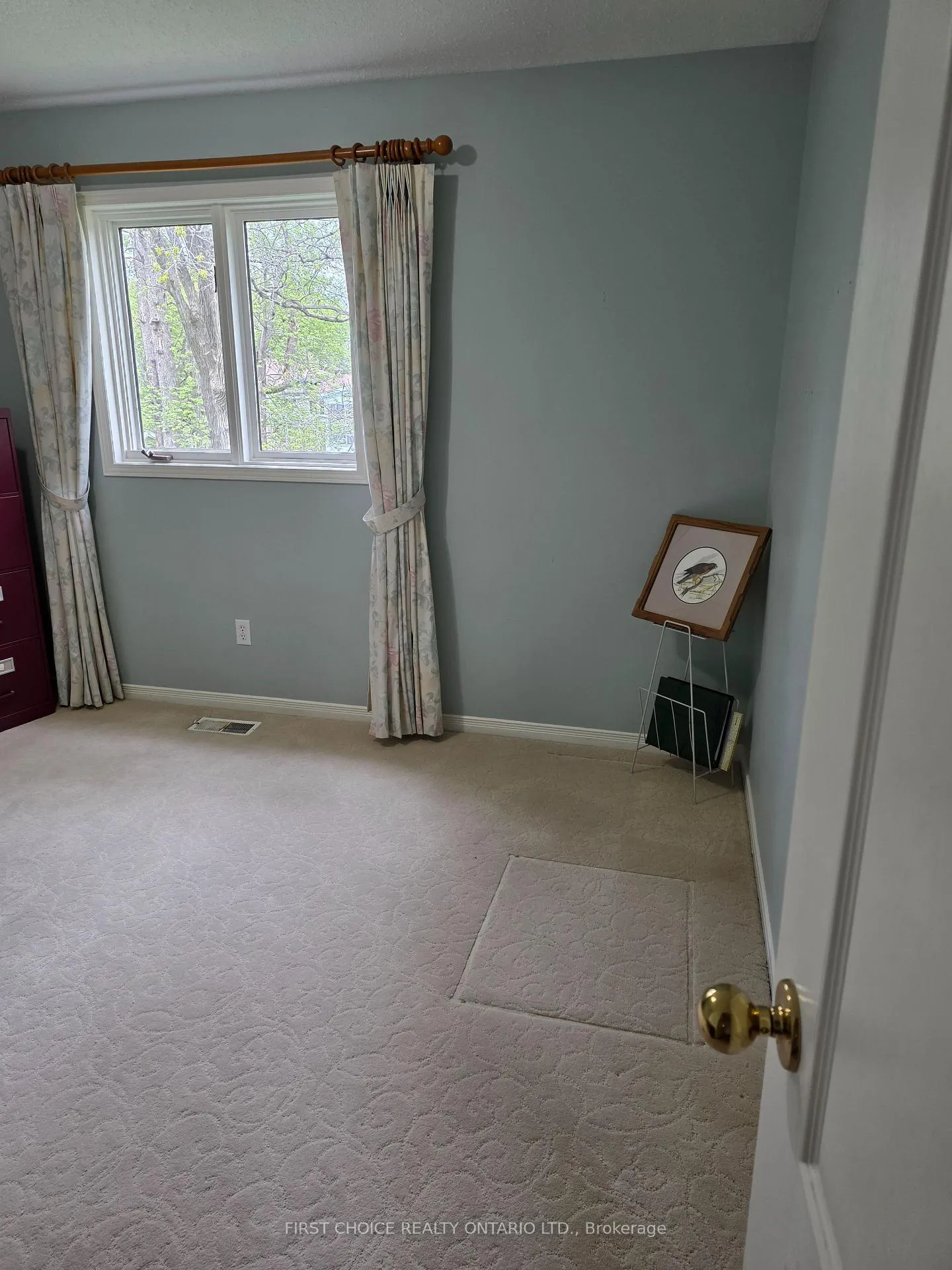 Photo 26 of 13 Queenston Drive, Ottawa, Richmond — HOMEH