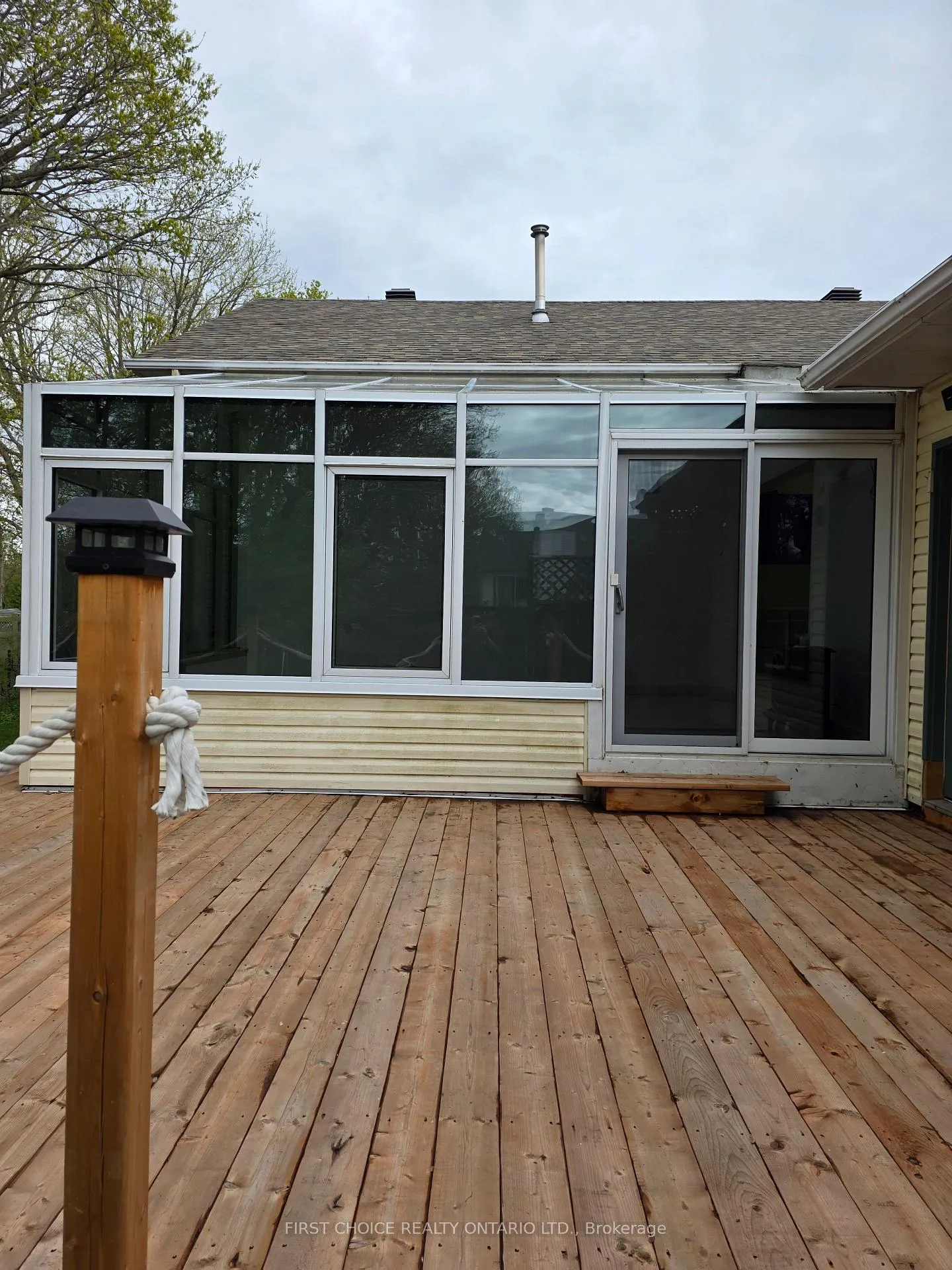 Photo 40 of 13 Queenston Drive, Ottawa, Richmond — HOMEH
