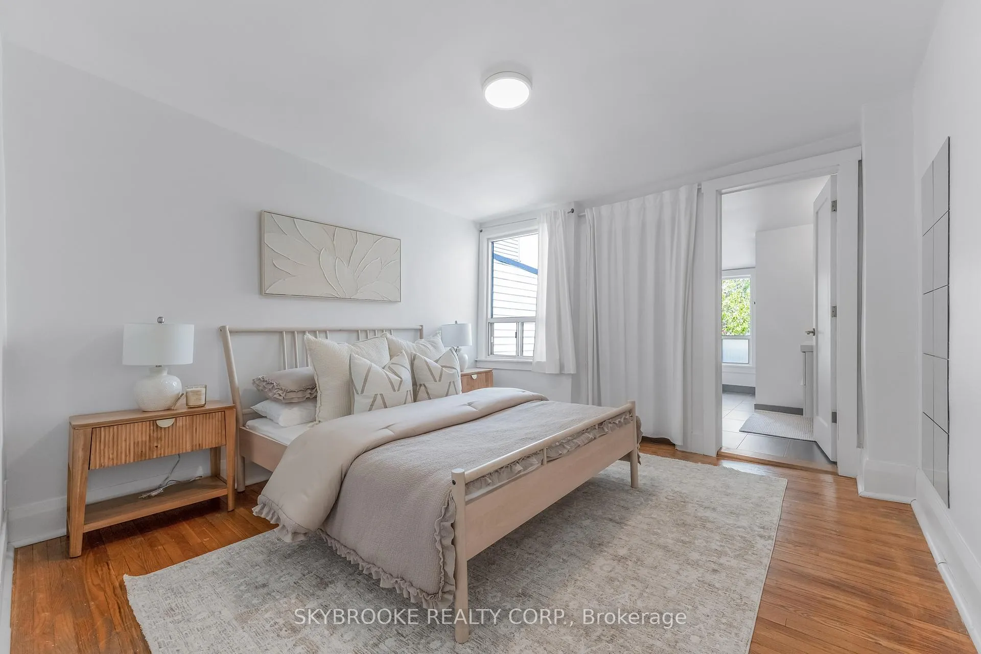 Photo 19 of 14 Whitaker Avenue, Toronto, Niagara — HOMEH