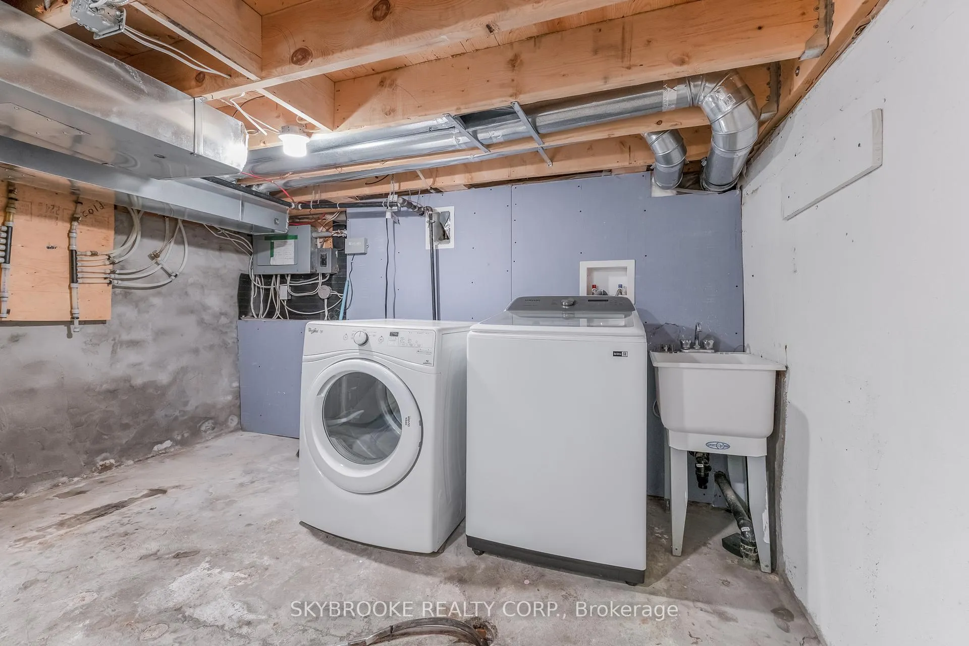 Photo 28 of 14 Whitaker Avenue, Toronto, Niagara — HOMEH