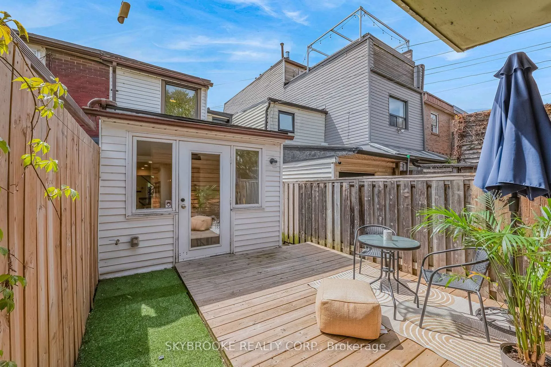 Photo 30 of 14 Whitaker Avenue, Toronto, Niagara — HOMEH