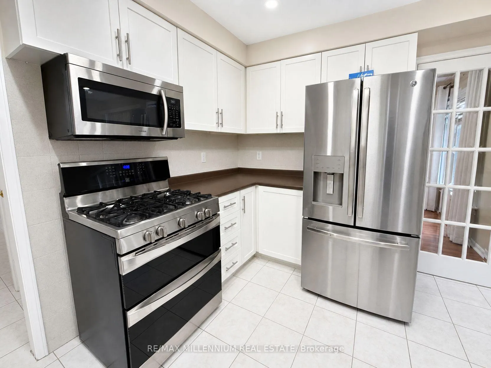 Photo 7 of 668 Amaretto Avenue, Pickering, Amberlea — HOMEH