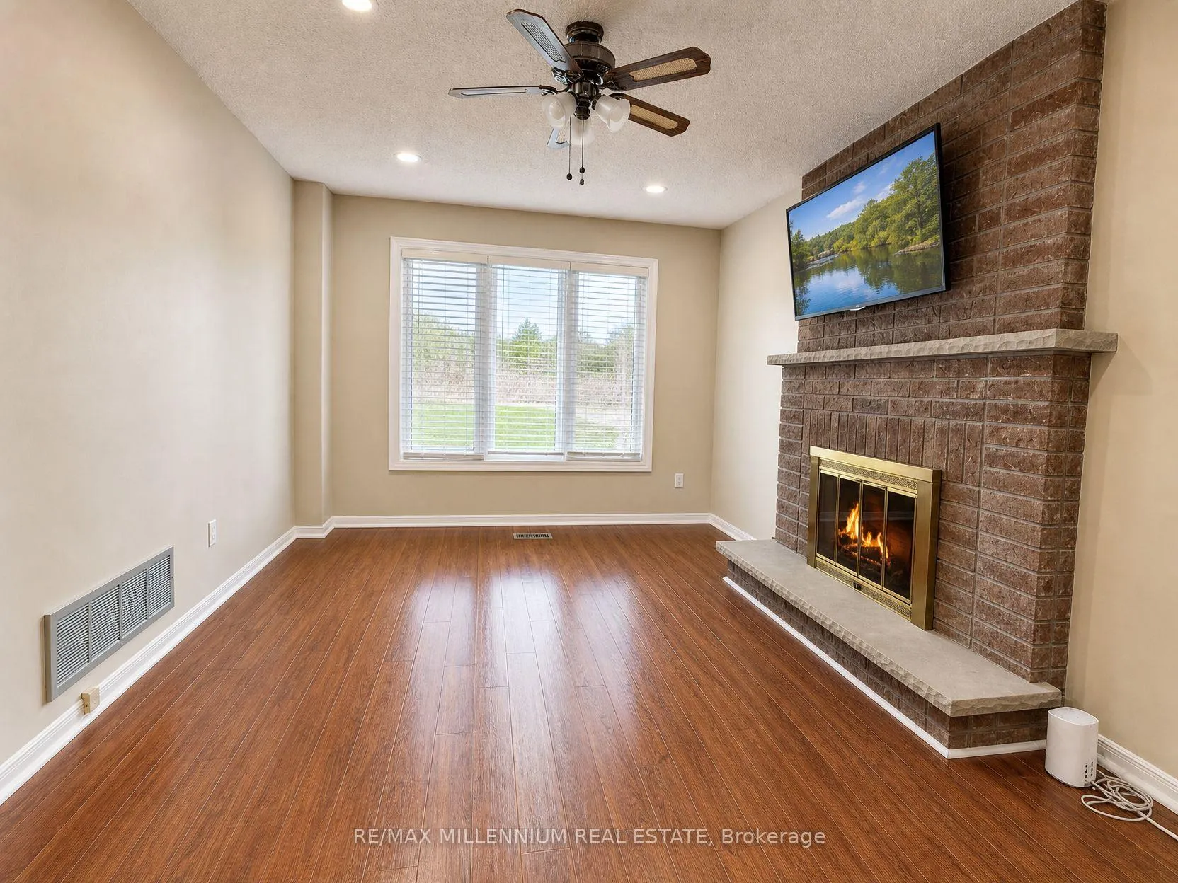 Photo 11 of 668 Amaretto Avenue, Pickering, Amberlea — HOMEH
