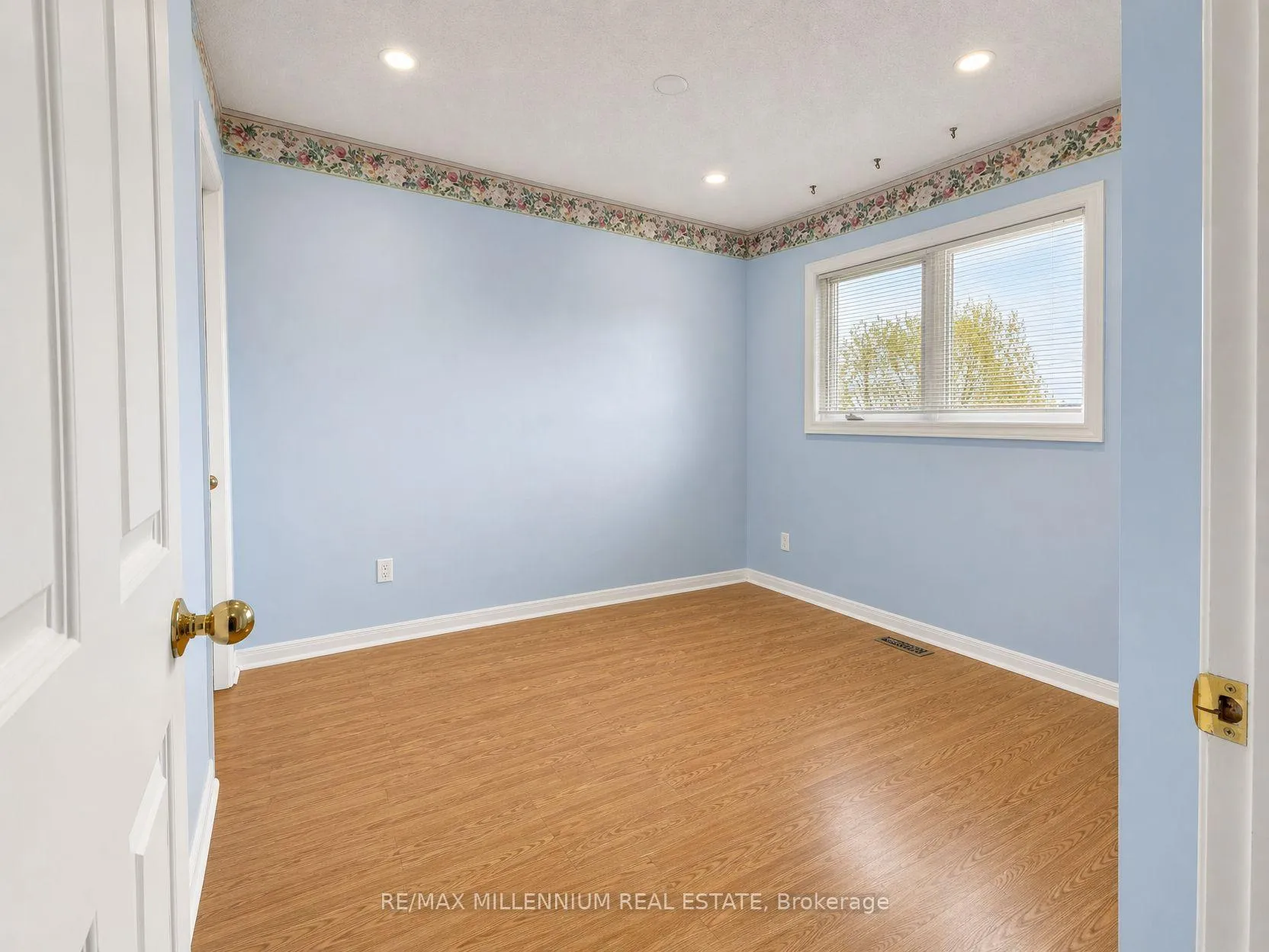 Photo 12 of 668 Amaretto Avenue, Pickering, Amberlea — HOMEH
