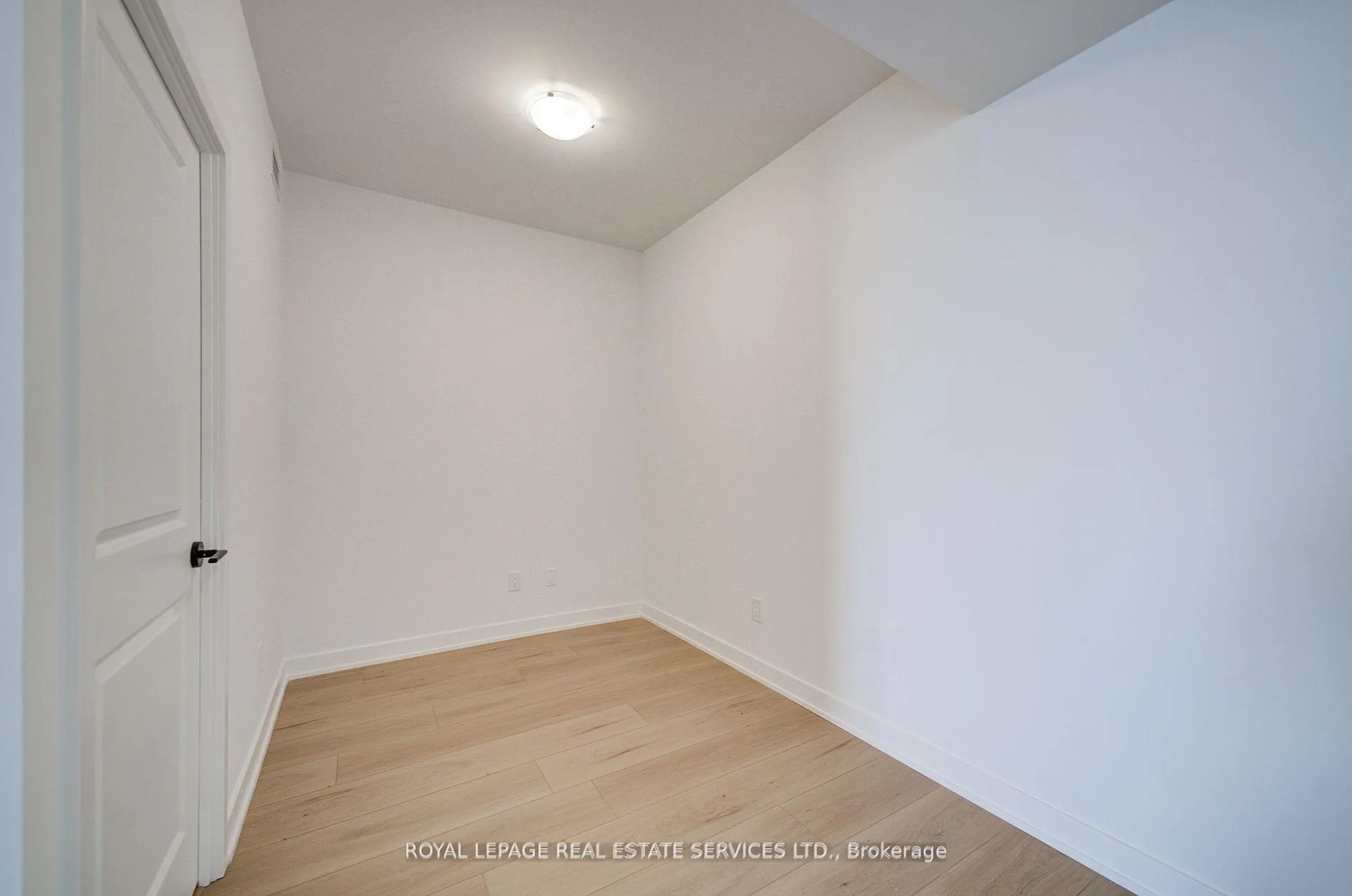 Photo 20 of Unit 1406, 2075 Lakeshore Road, Burlington, Brant — HOMEH