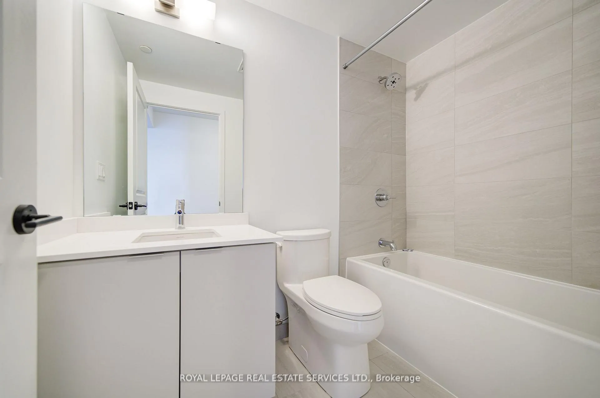 Photo 22 of Unit 1406, 2075 Lakeshore Road, Burlington, Brant — HOMEH