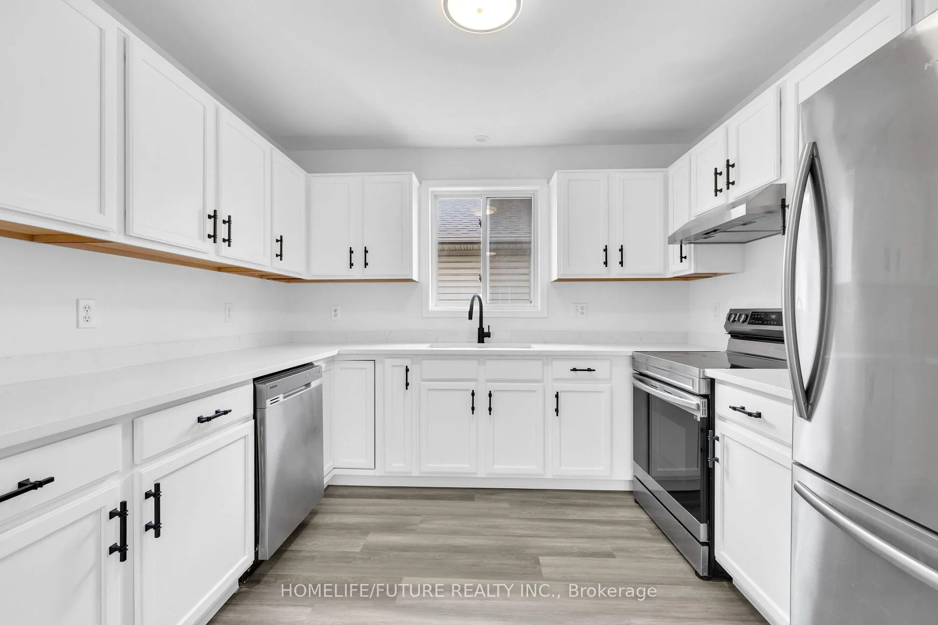 Photo 5 of 3306 Conservation Drive, Windsor — HOMEH