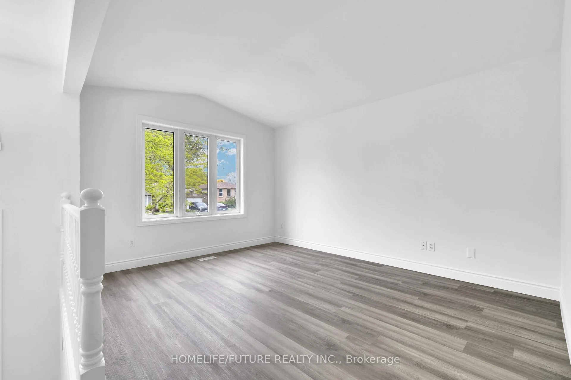 Photo 11 of 3306 Conservation Drive, Windsor — HOMEH